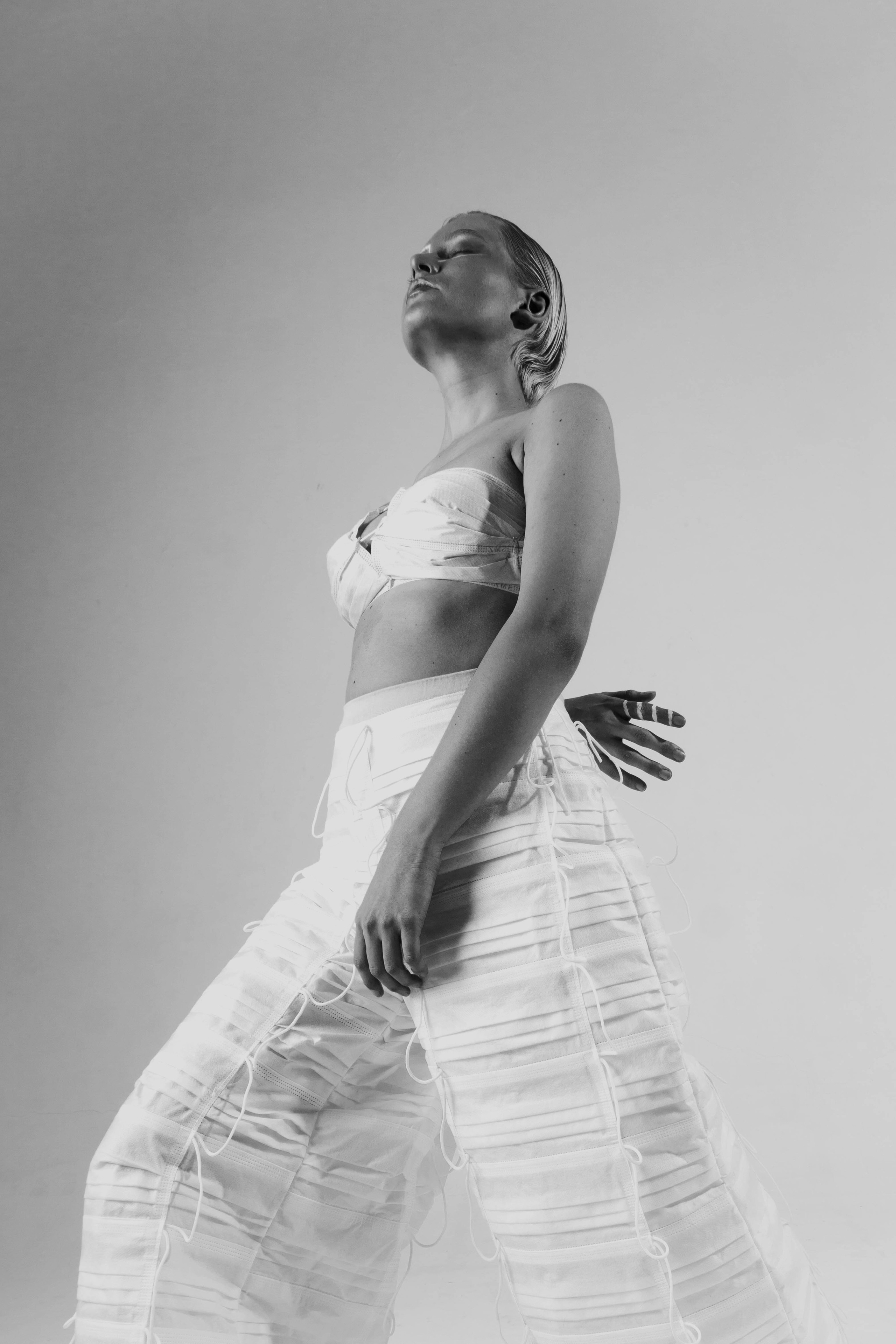 Не забывайте маску. Фотограф / Оператор Константин Козлов