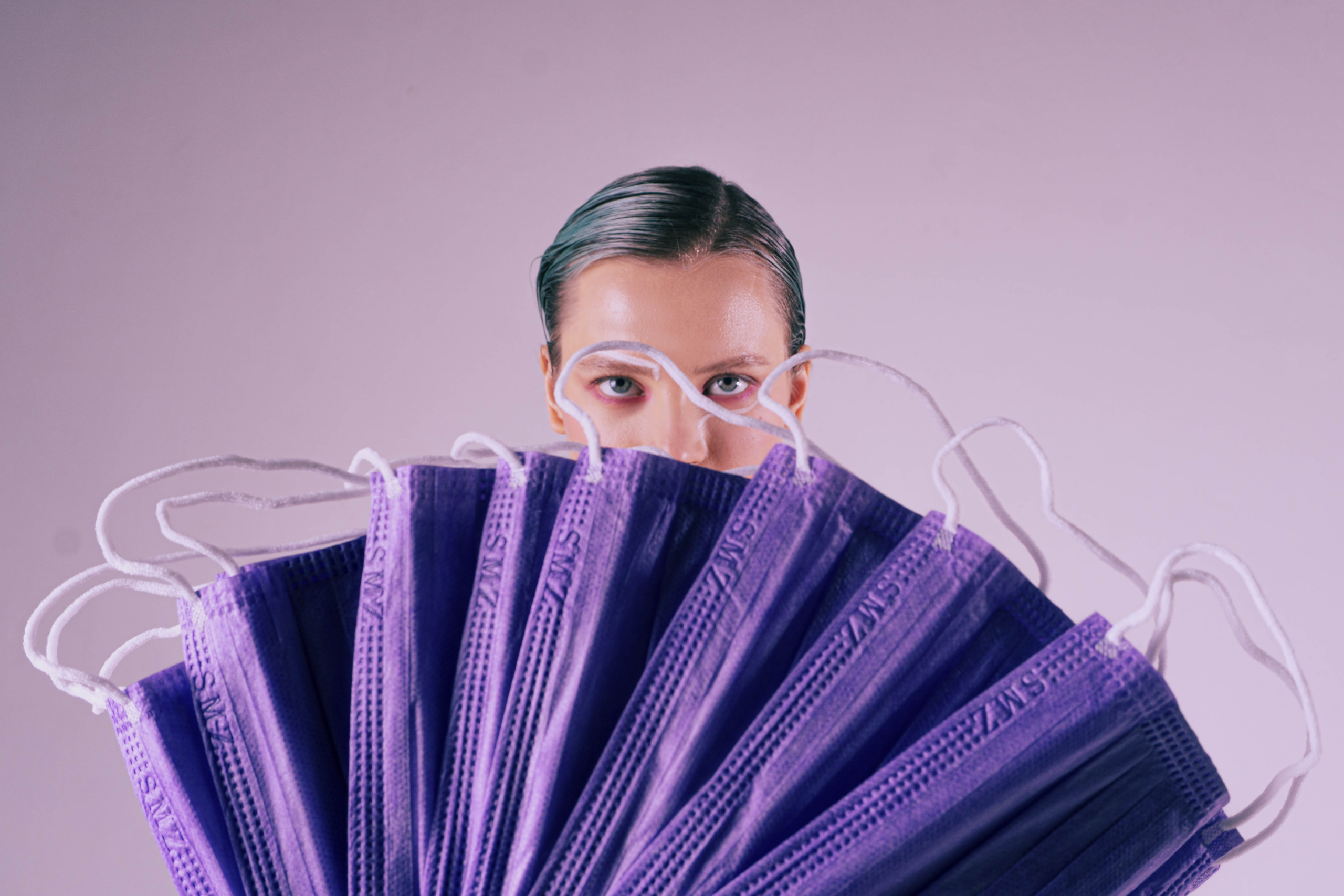 Не забывайте маску. Фотограф / Оператор Константин Козлов