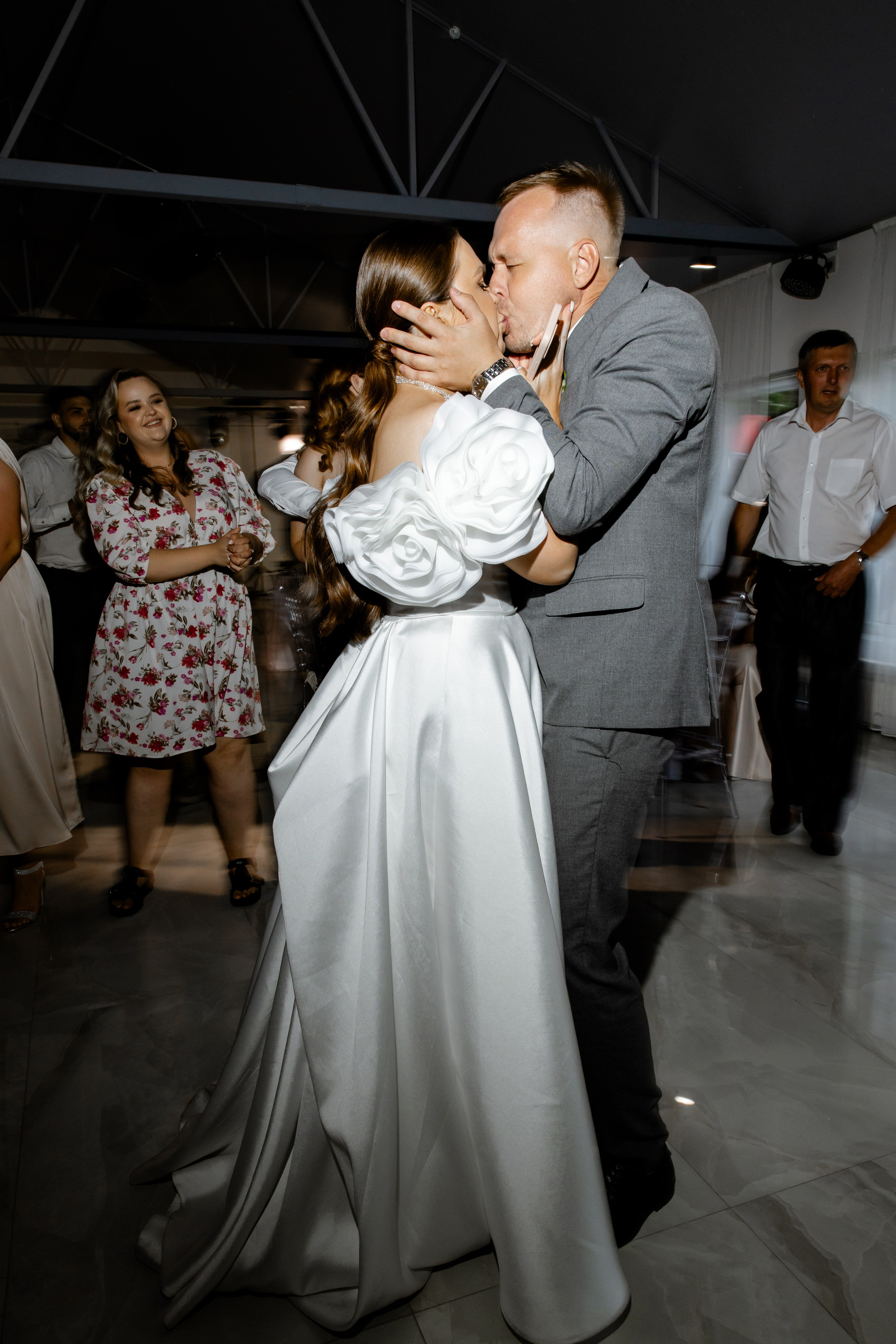 Свадебный день Влада и Вики. Свадебный фотограф Анна Бабахина