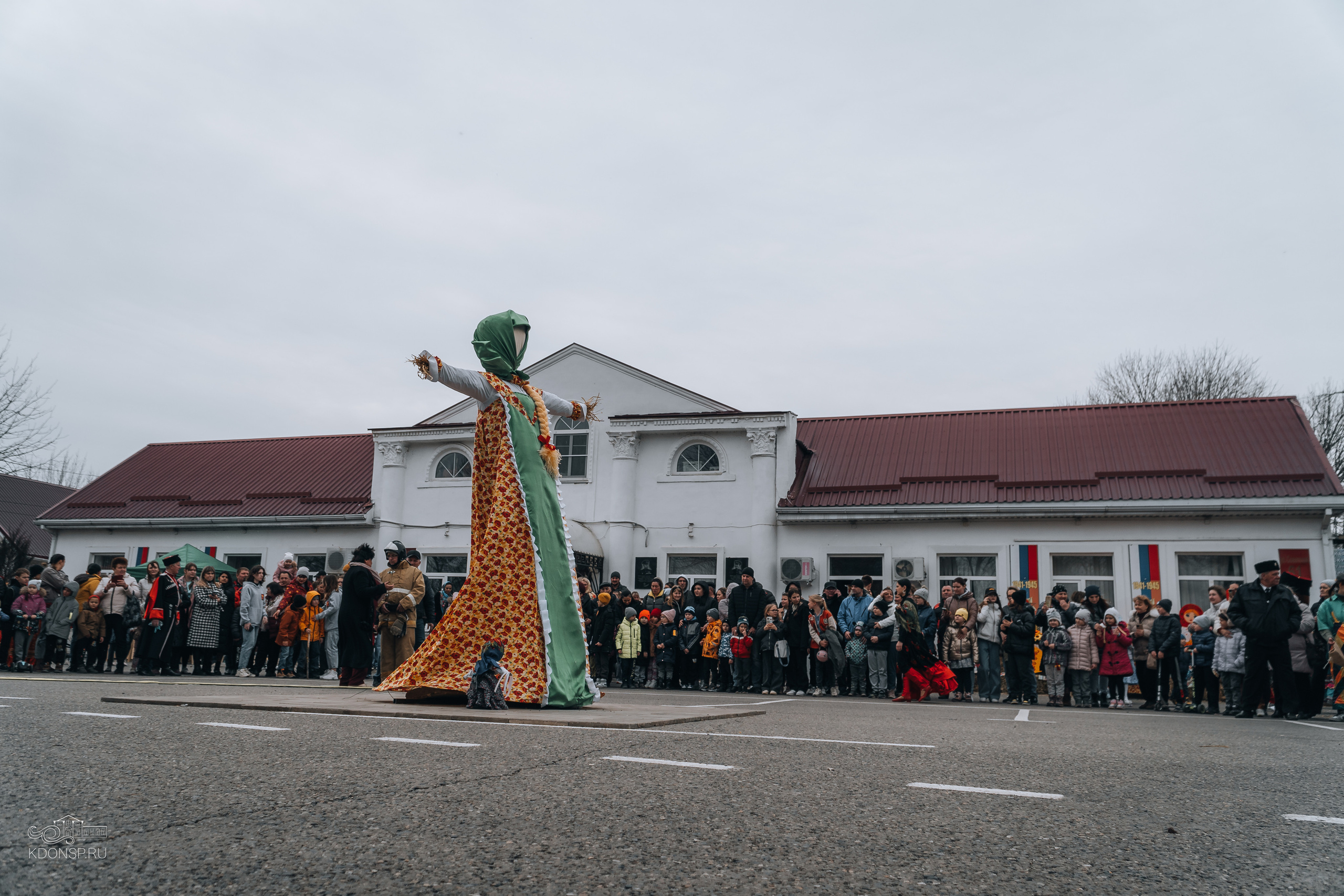 Проводы Масленицы. Новотитаровский Дом культуры
