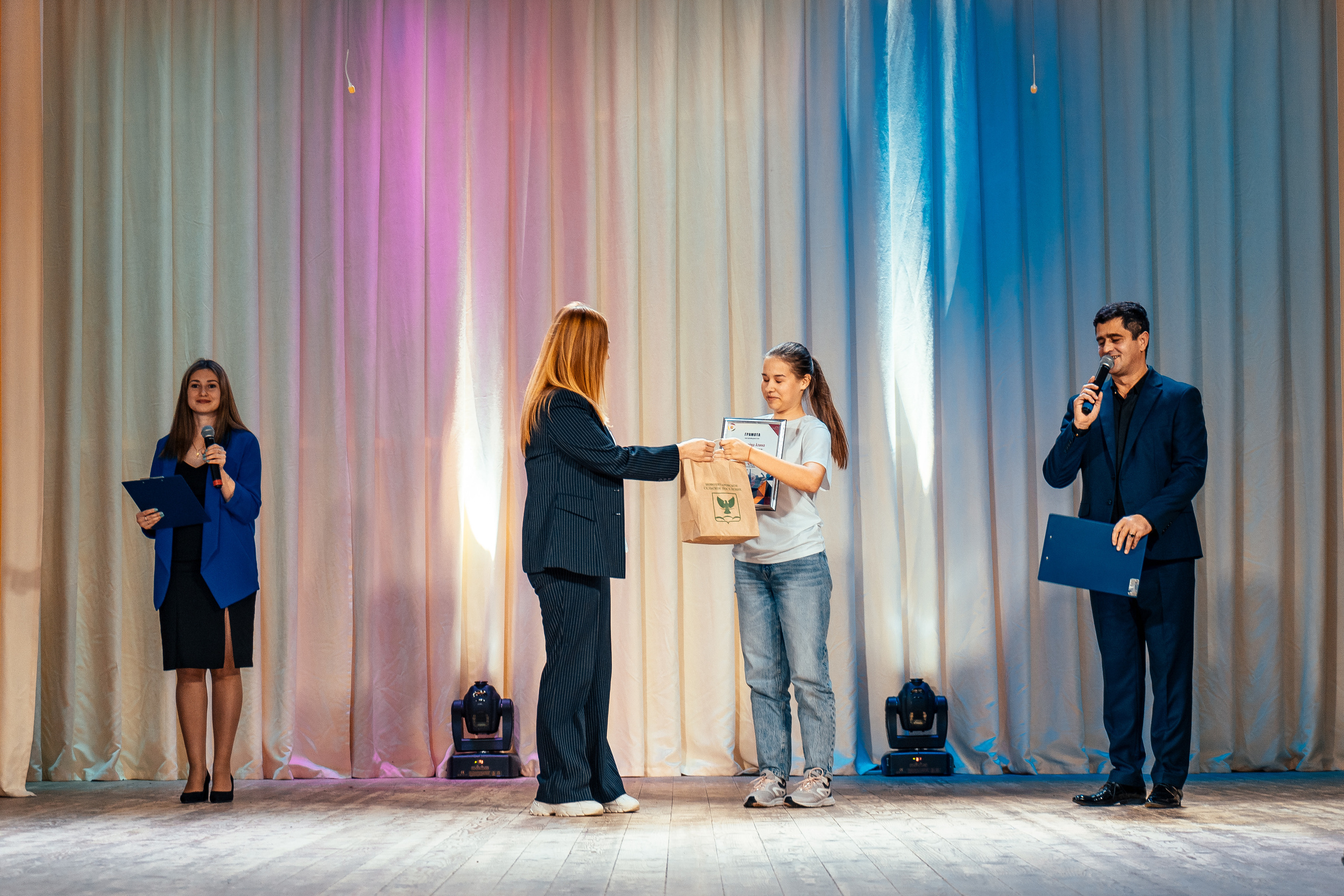 День волонтёра. Новотитаровский Дом культуры