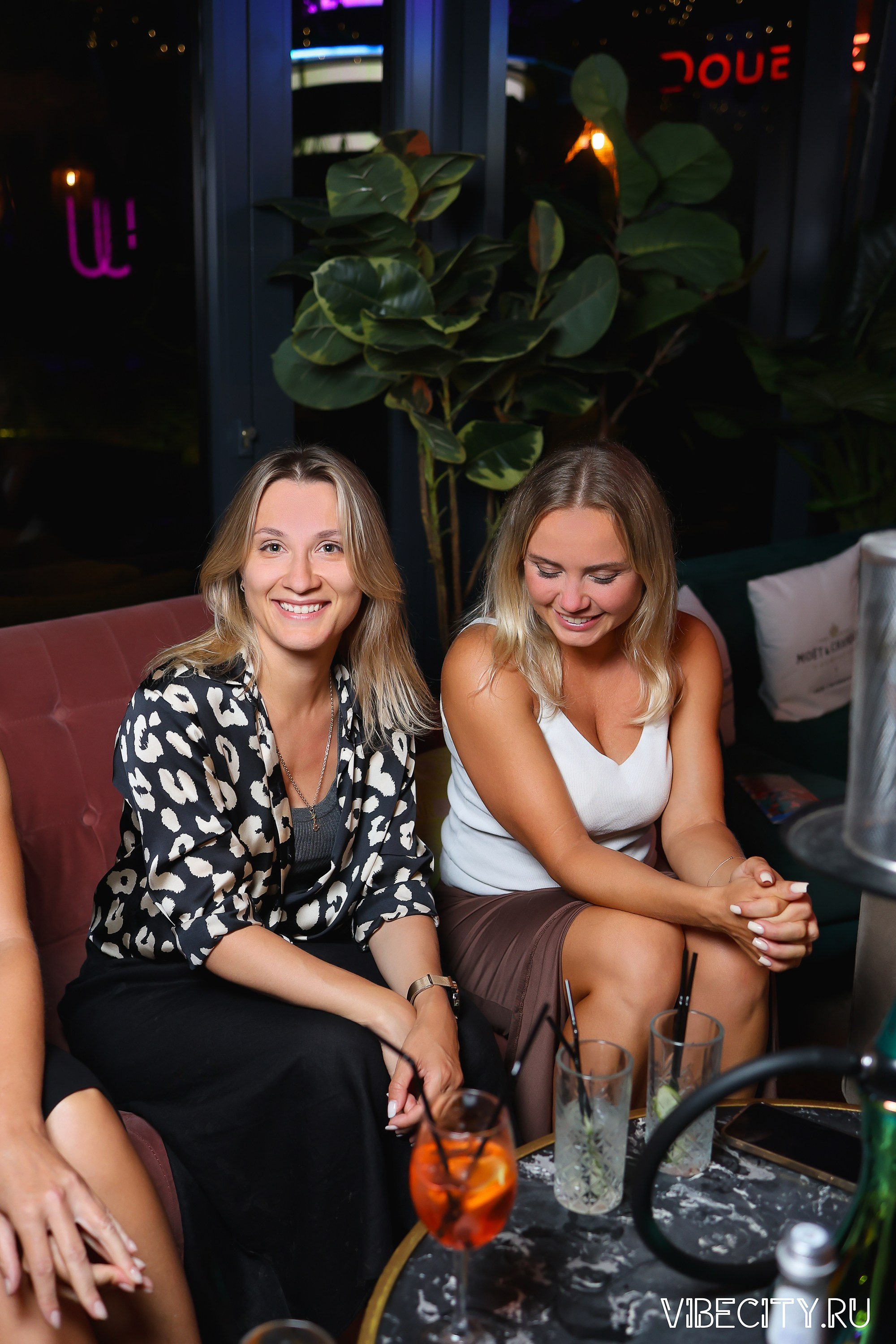 DOUBLE U. VIBECITY.RU Вайб Сити Ру Фоторепортажи Фотоотчеты Калининград