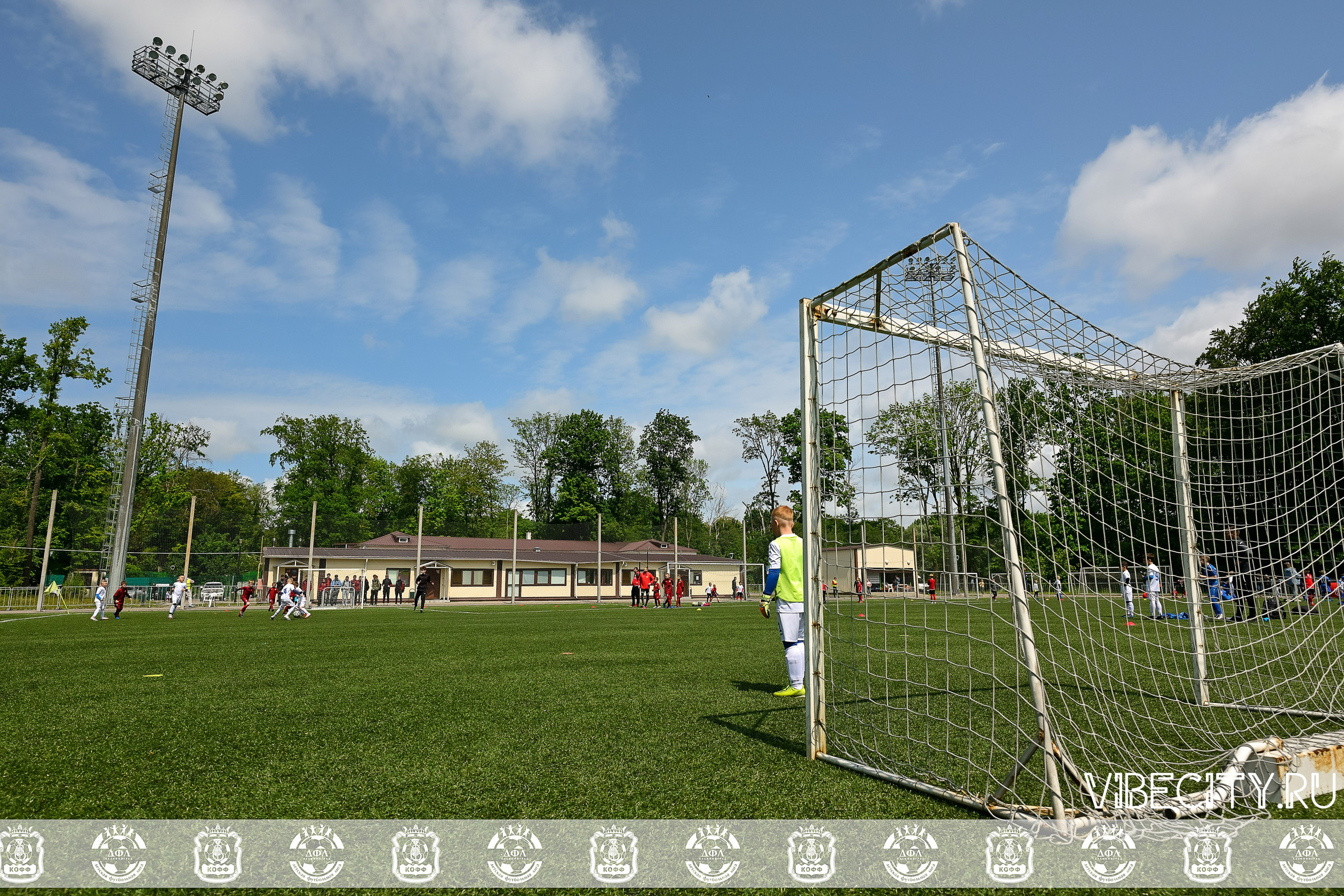 Большие Звезды светят Малым. VIBECITY.RU Вайб Сити Ру Фоторепортажи Фотоотчеты Калининград