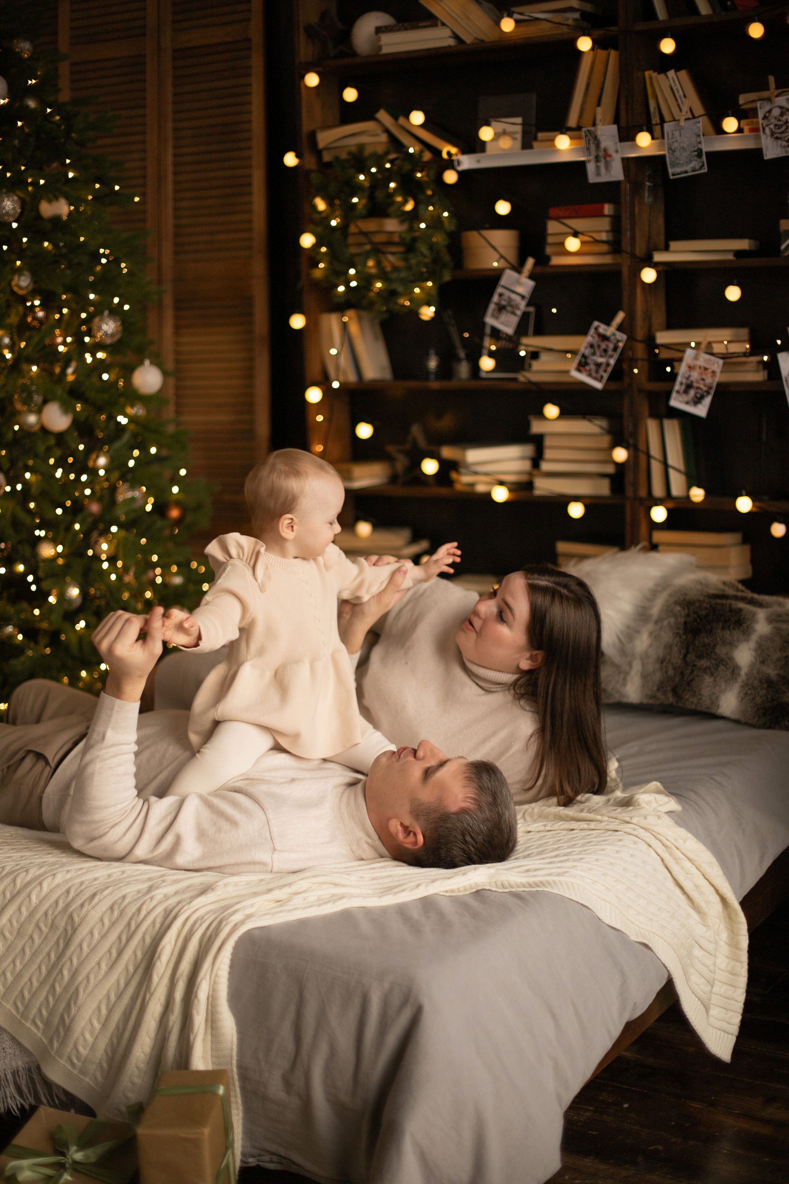 Семейные студийные фотосъемки. Семейный фотограф в Красноярске Наталья Алина