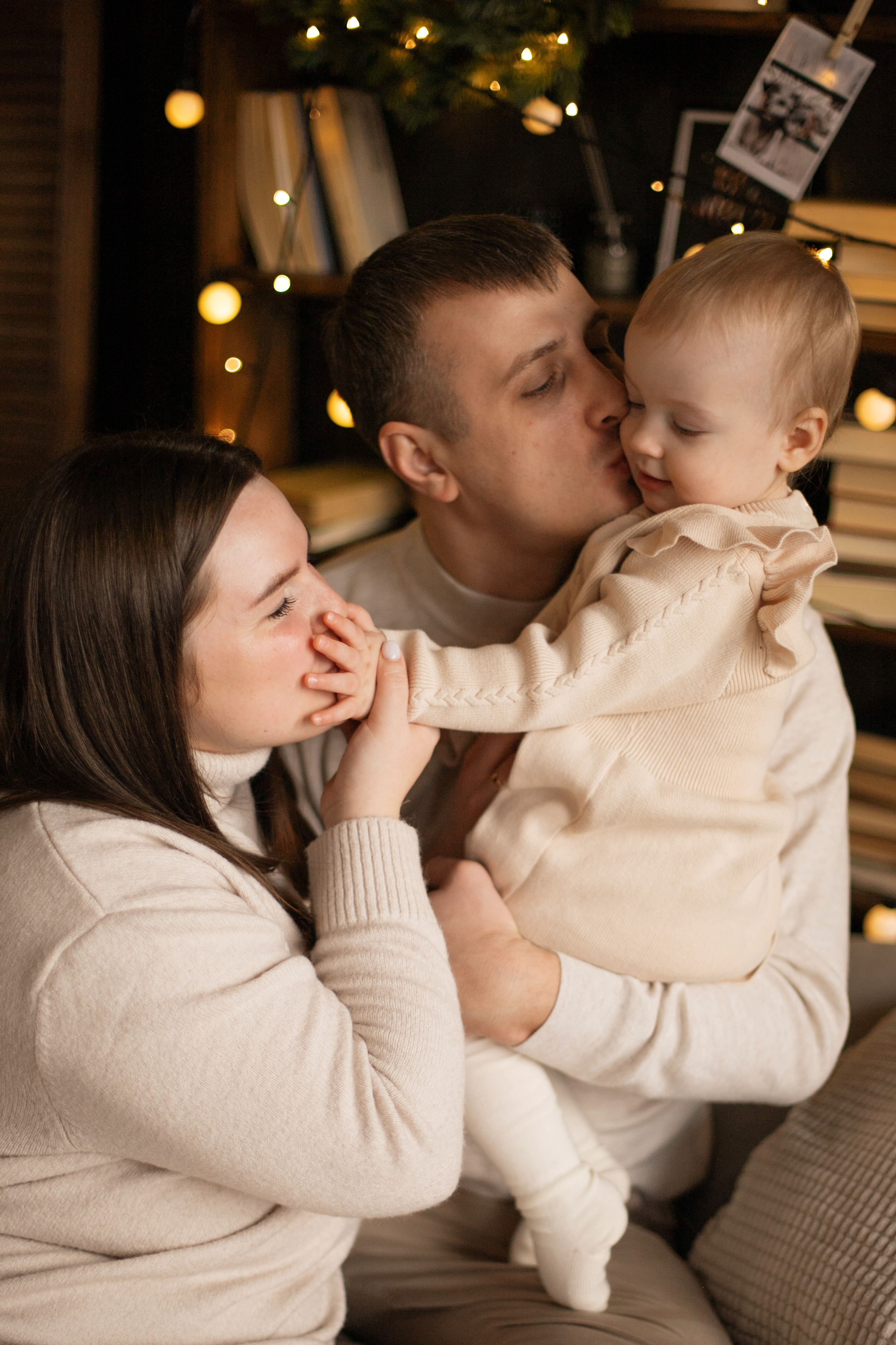 Семейные студийные фотосъемки. Семейный фотограф в Красноярске Наталья Алина