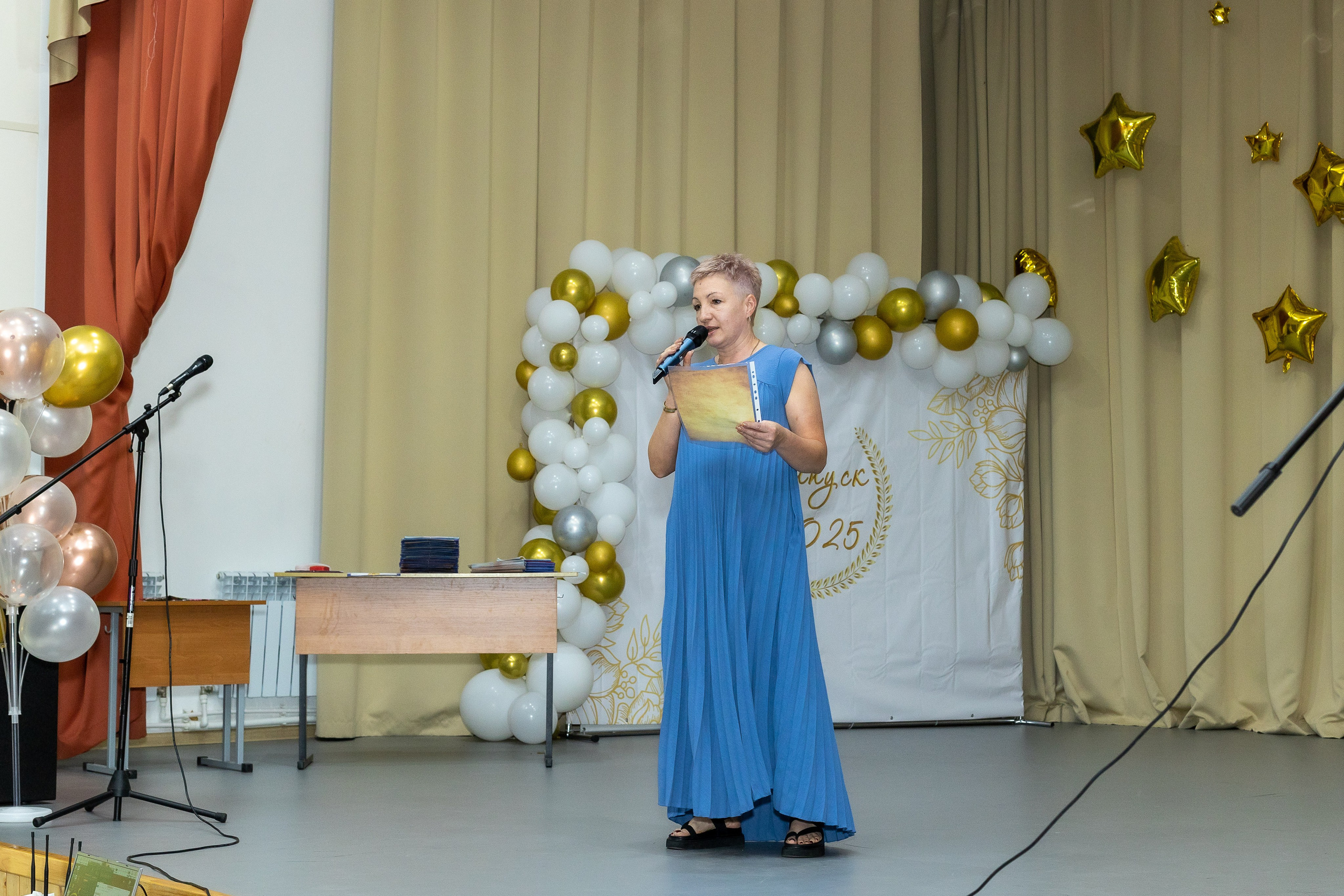 Вручение аттестата 2025. Выпускные альбомы Майкоп, Краснодар Елена Золотарева