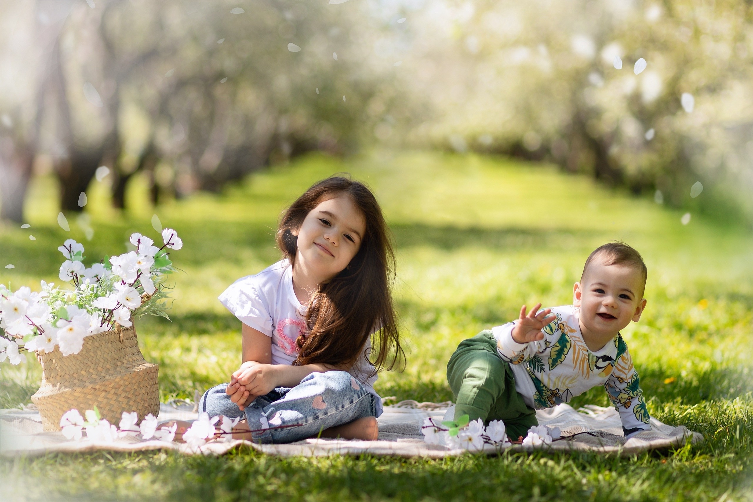 Фотосессия в цветущих садах. ФОТОГРАФ НА ГОДИК, БЕРЕМЕННОСТИ, НОВОРОЖДЕННЫХ, КРЕЩЕНИЯ МОСКВА