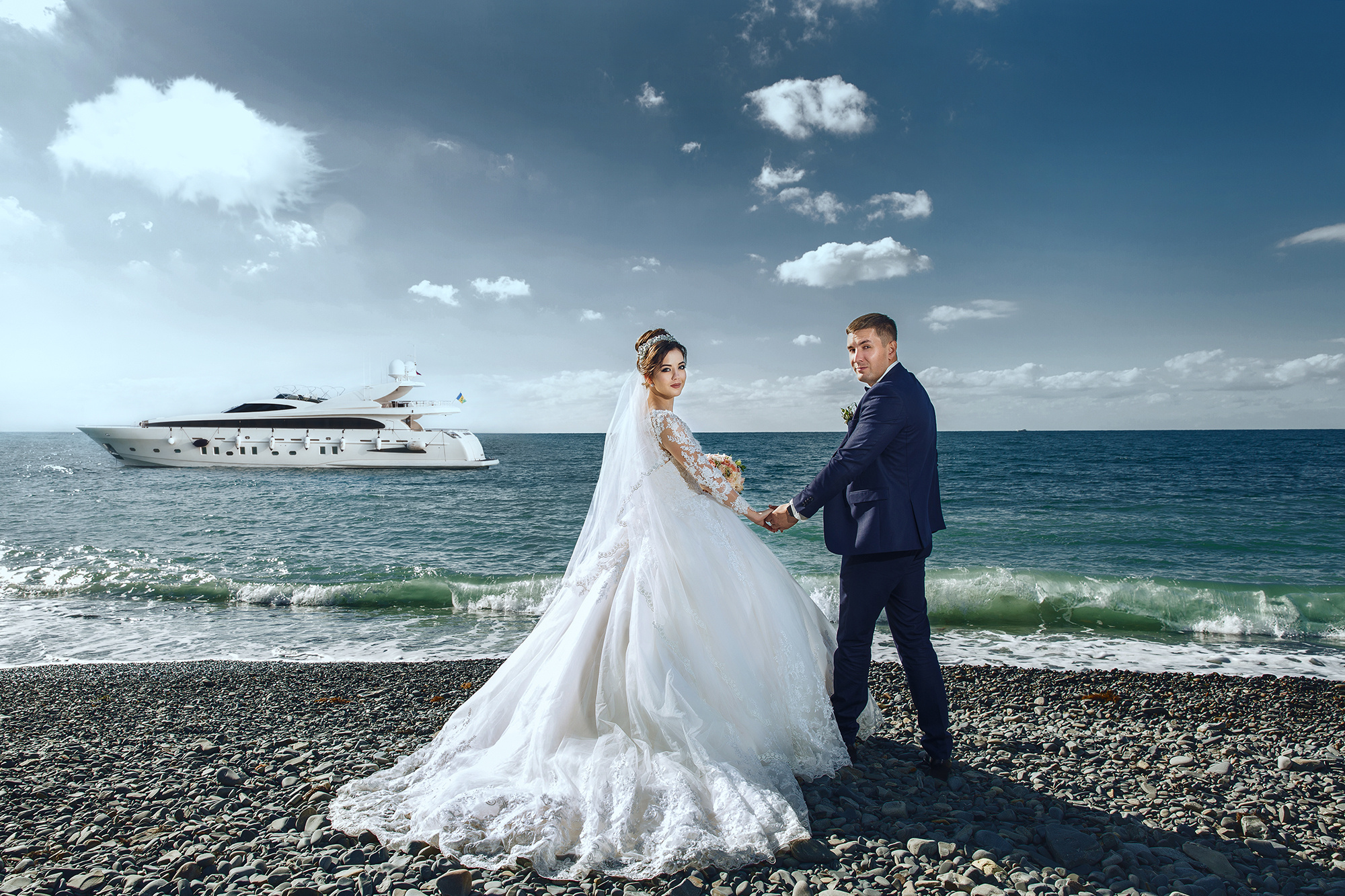 Миша и Яна. Профессиональная фотосъёмка интерьеров, предметная фотосессия еды для меню г. Анапа