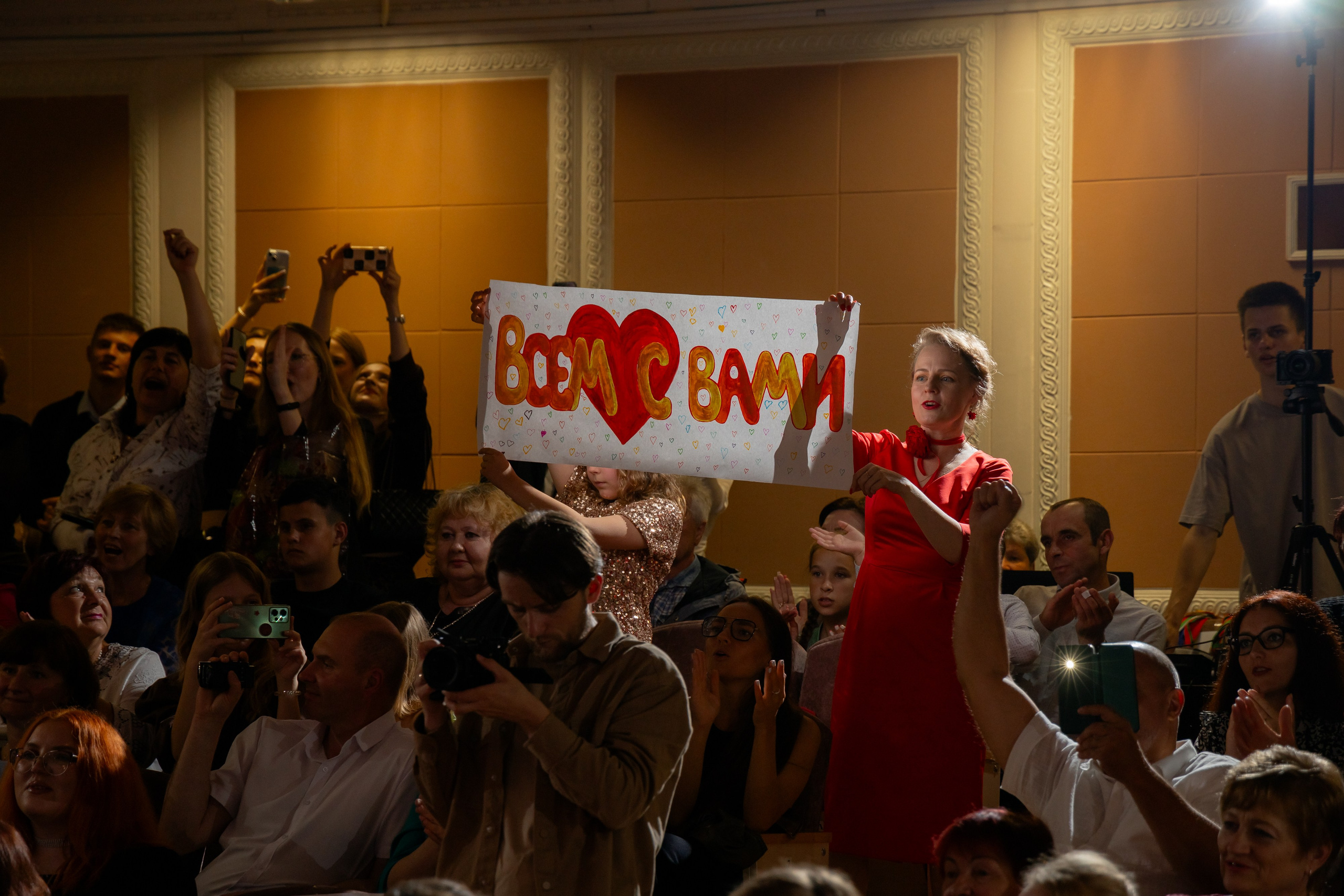 Школьный выпускной 2024 год в Соколе (Минск). Свадебный фотограф в Минске/Беларуси Сергей Спиридонов