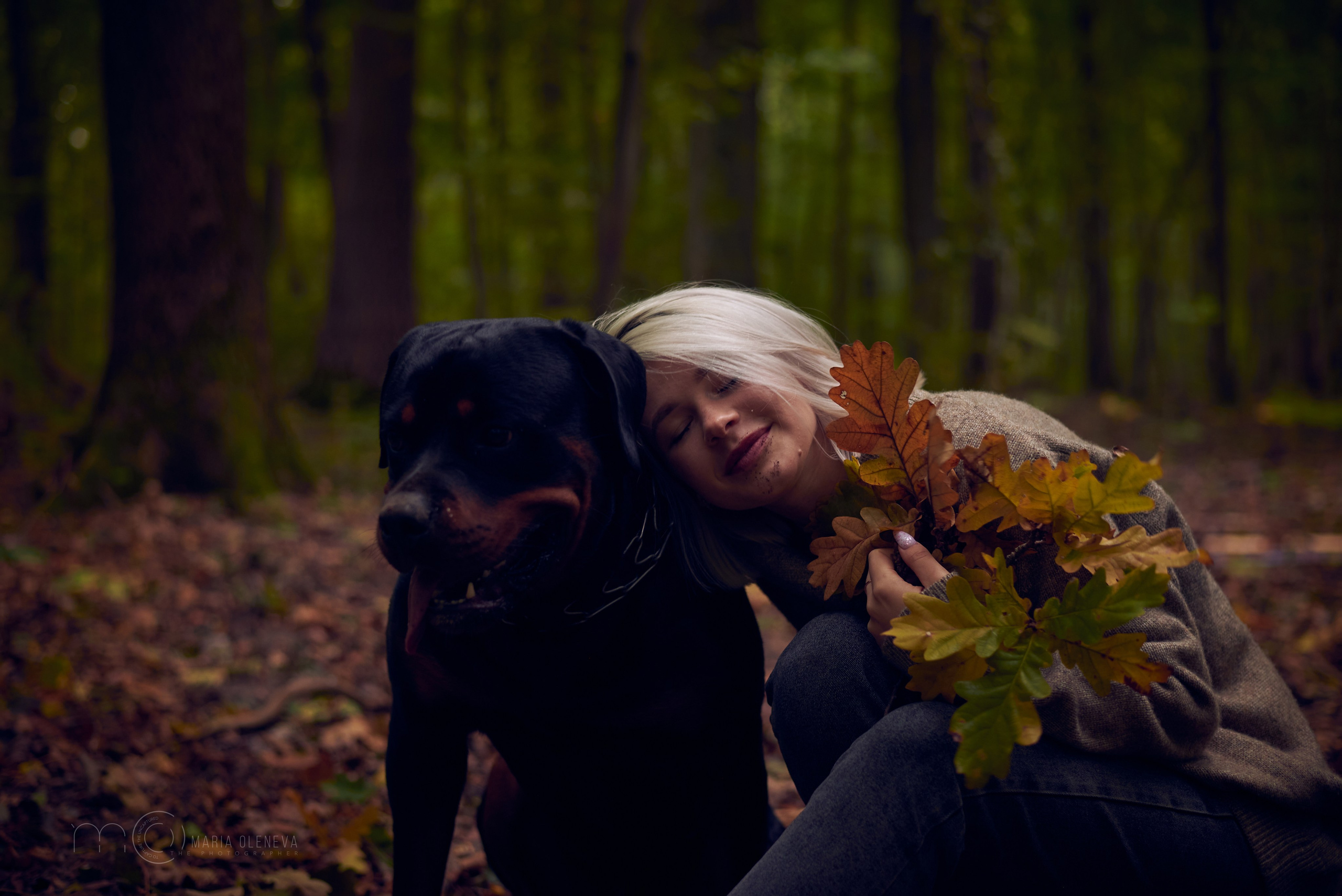Прогулка с собакой. Фотограф Мария Оленева