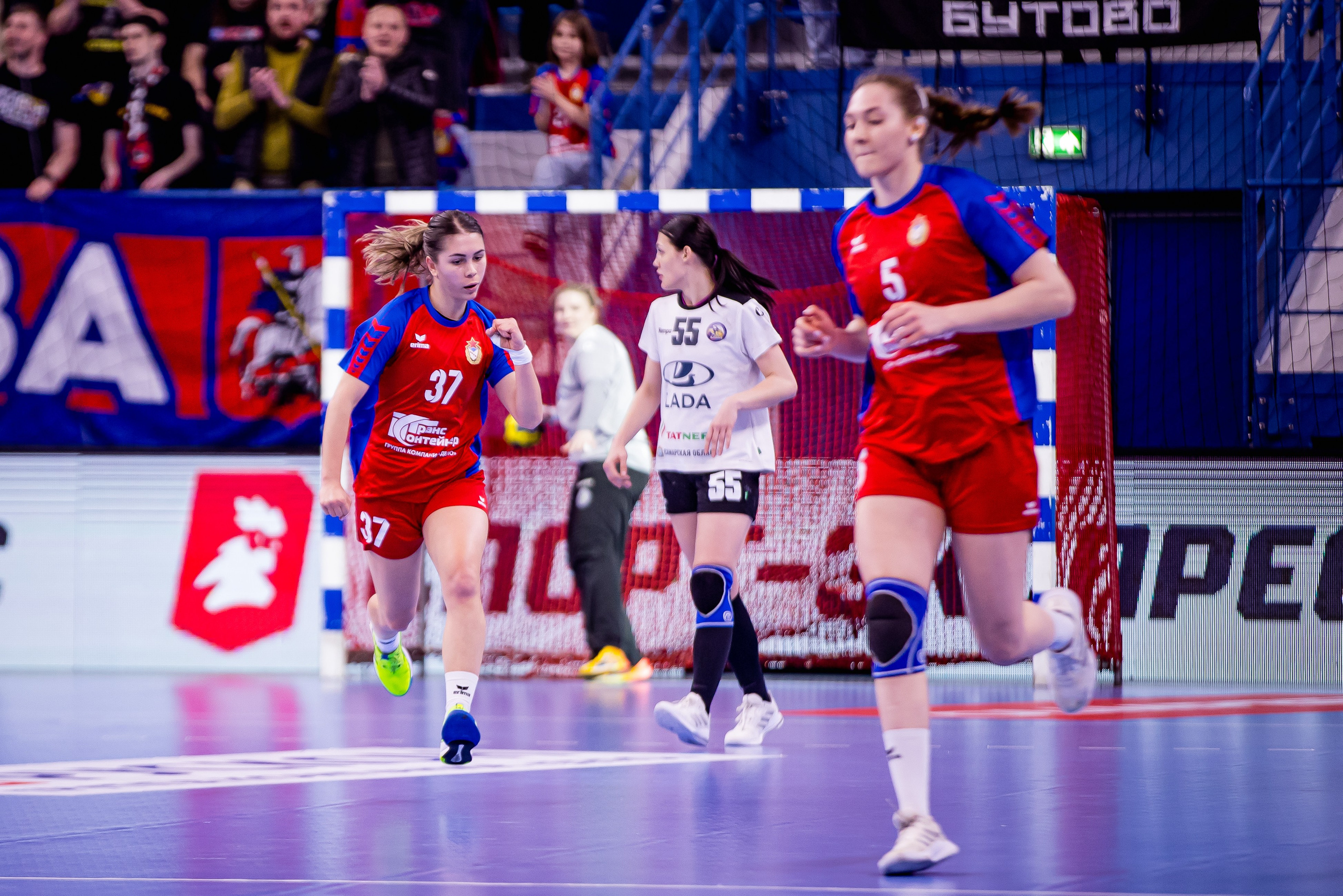 ГАНДБОЛ. Спортивный фотограф Максим Серегин