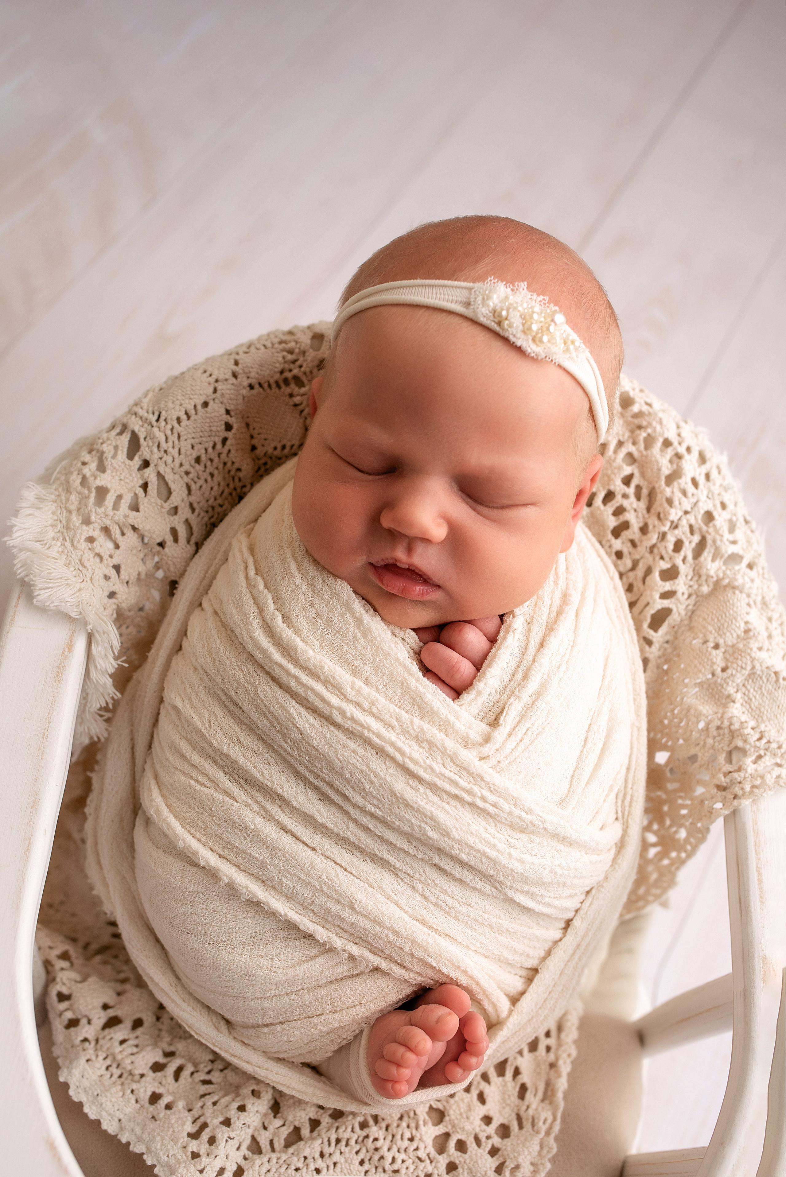 Новорождённые (в обмотках). Детский фотограф новорождённых в Минске Боровик Екатерина