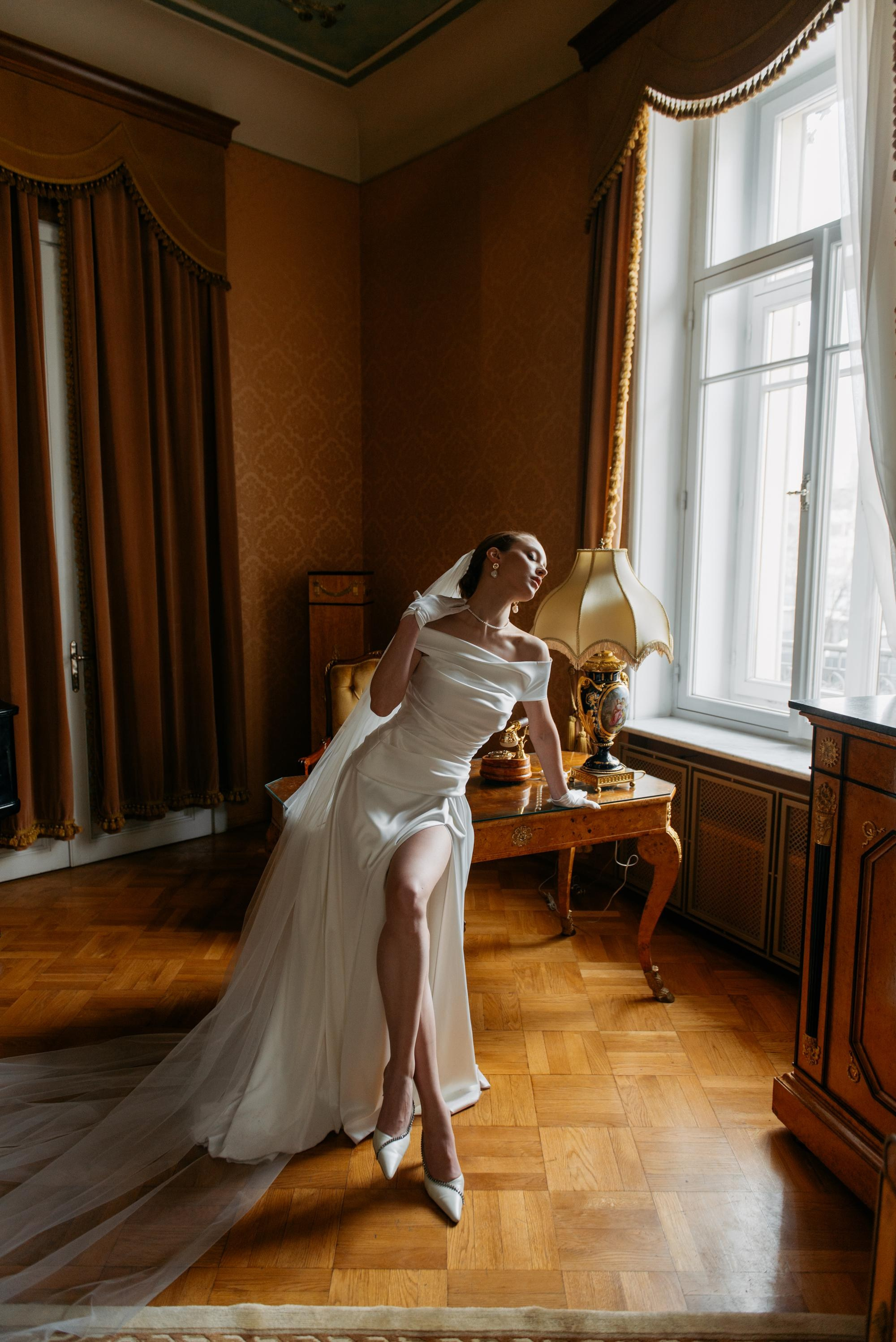 АЛЕКСАНДР И АННА. HOTEL NATIONAL. Свадебный фотограф в Москве — Илья Пивоварчик