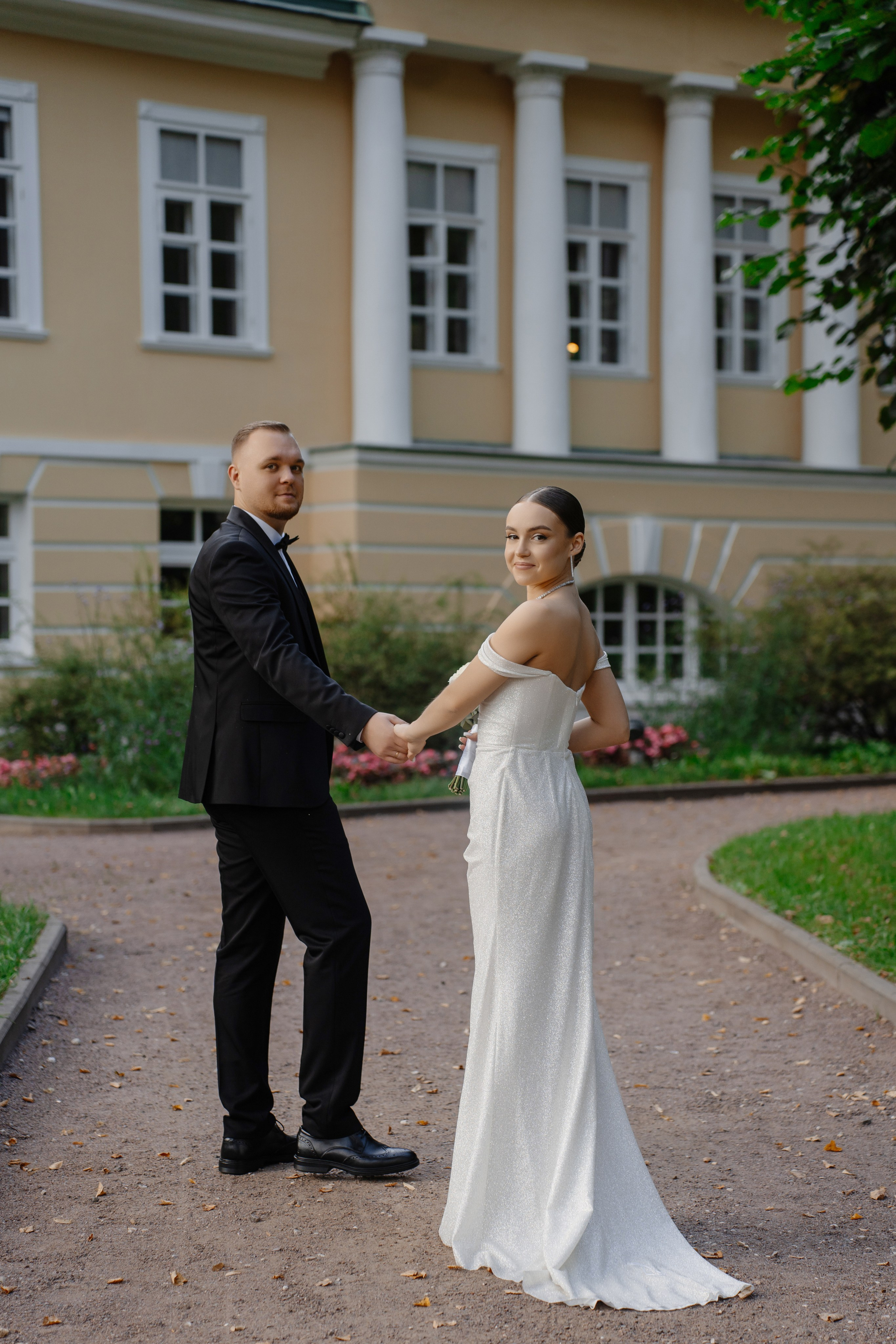 Свадебная фотосессия в парке Архангельское. Свадебный и семейный фотограф в Москве Светлана Зоткина