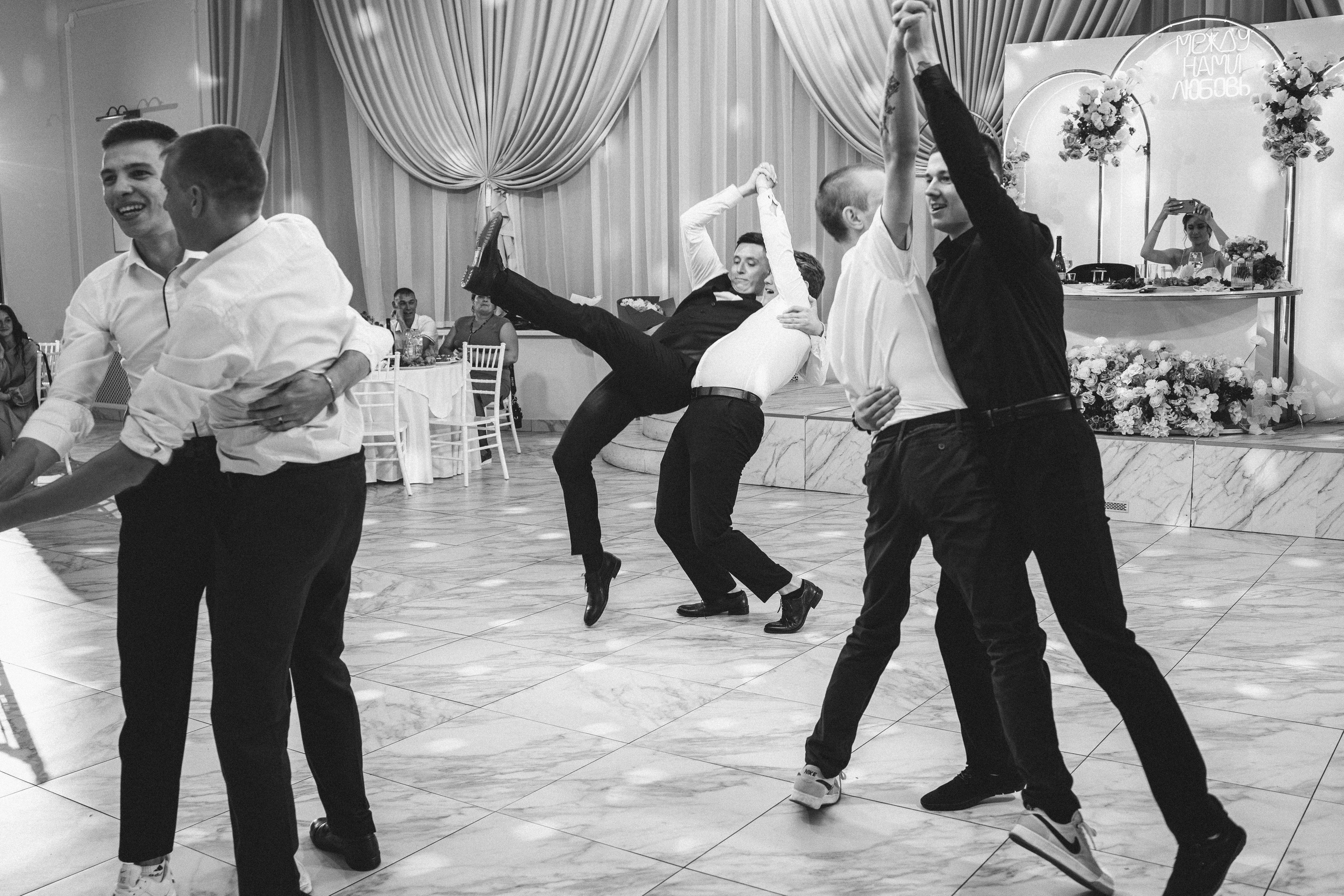 Артём & Ксения. Свадебный фотограф в Челябинске Оксана Мишакова