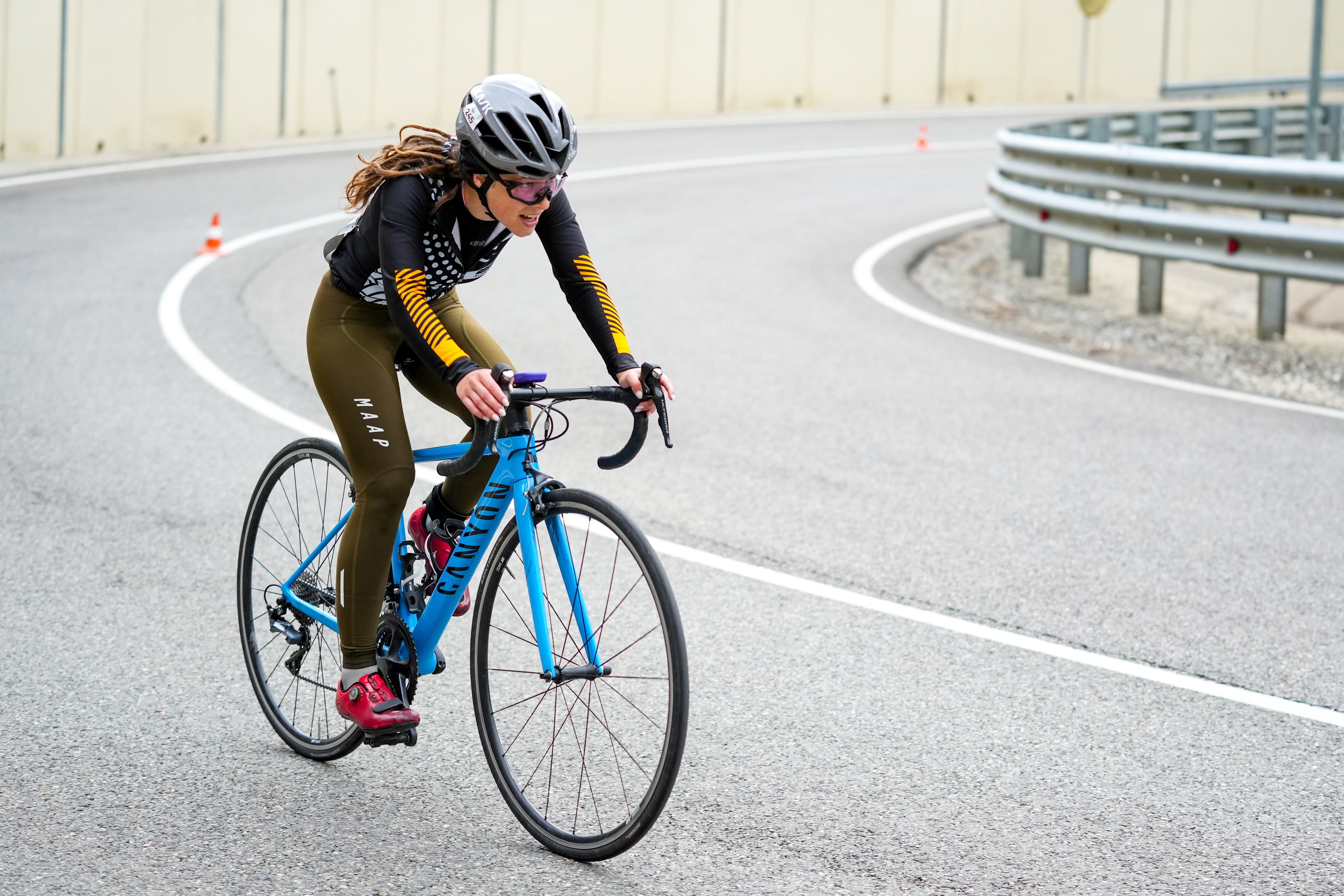 Велогонка «Три горы» на курортах горного кластера Красная Поляна. Репортажный фотограф в Красной Поляне и Сочи Павлюченко Екатерина