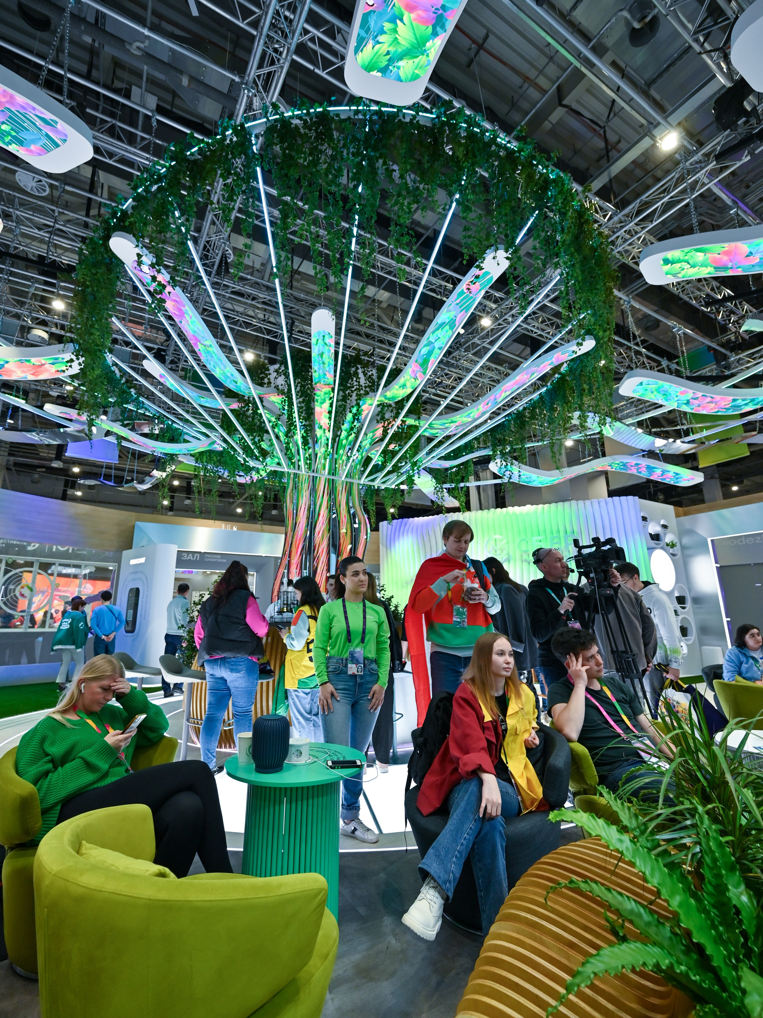 Фотоотчет для партнерской интеграции Сбербанк на ВМФ в Сириус 2024. Репортажный фотограф в Красной Поляне и Сочи Павлюченко Екатерина