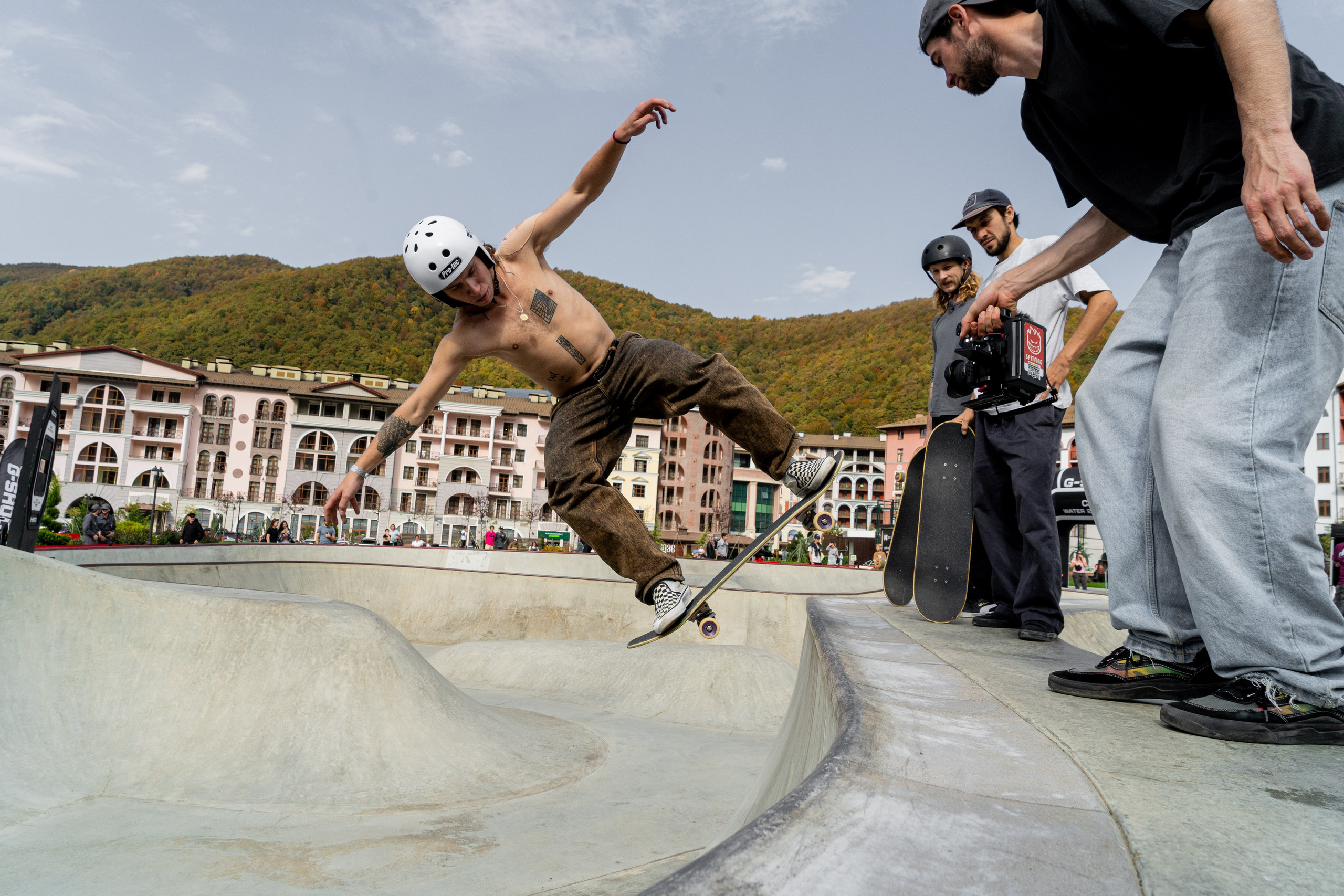 Чемпионат России по скейтбордингу на курорте Красная Поляна 2022. Репортажный фотограф в Красной Поляне и Сочи Павлюченко Екатерина