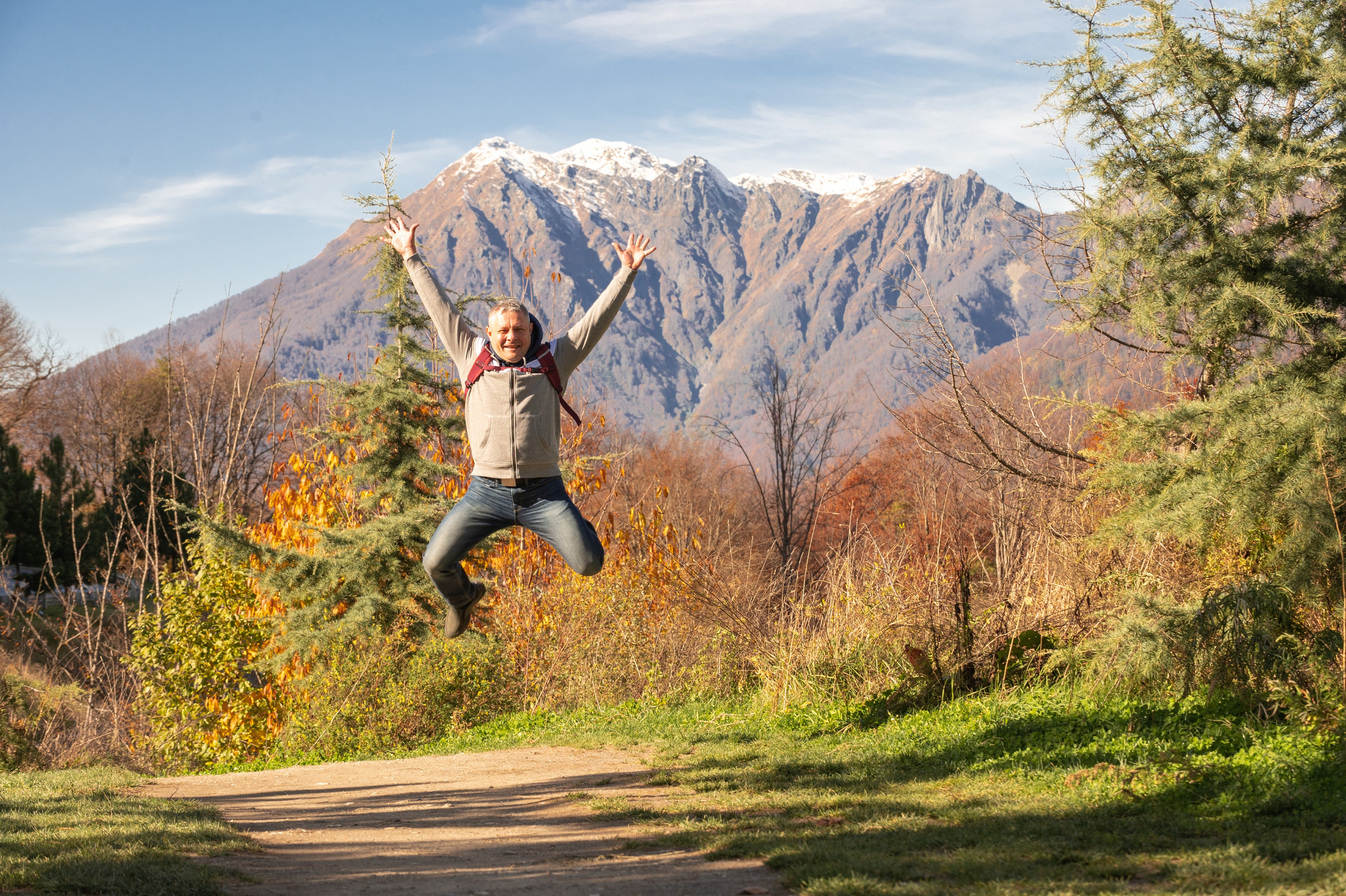 Mice мероприятие — прогулка на водопад Поликаря на курорте Красная Поляна. Репортажный фотограф в Красной Поляне и Сочи Павлюченко Екатерина