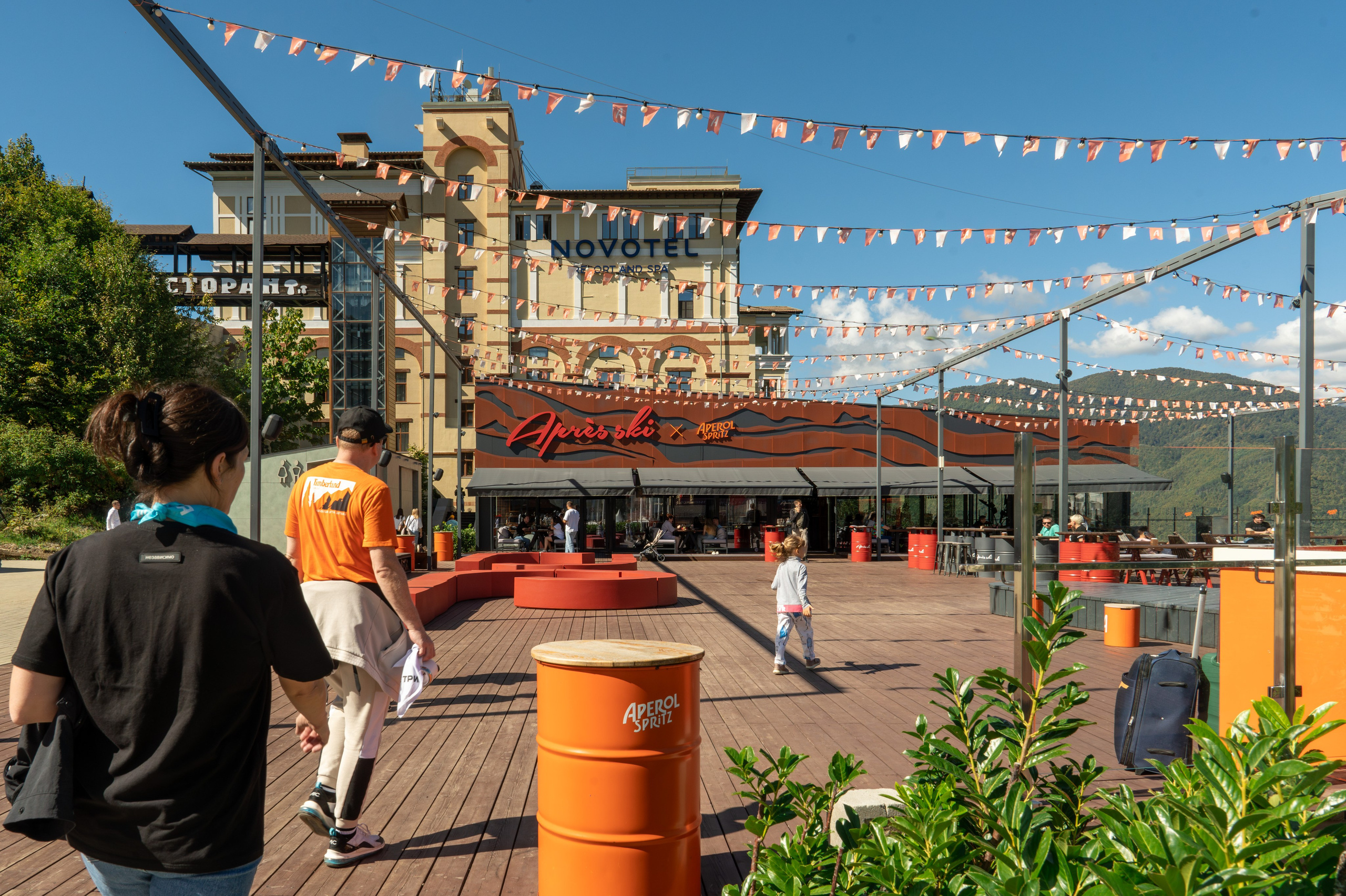 MICE меоприятие на курорте Красная Поляна для компании «Неометрия''. Репортажный фотограф в Красной Поляне и Сочи Павлюченко Екатерина