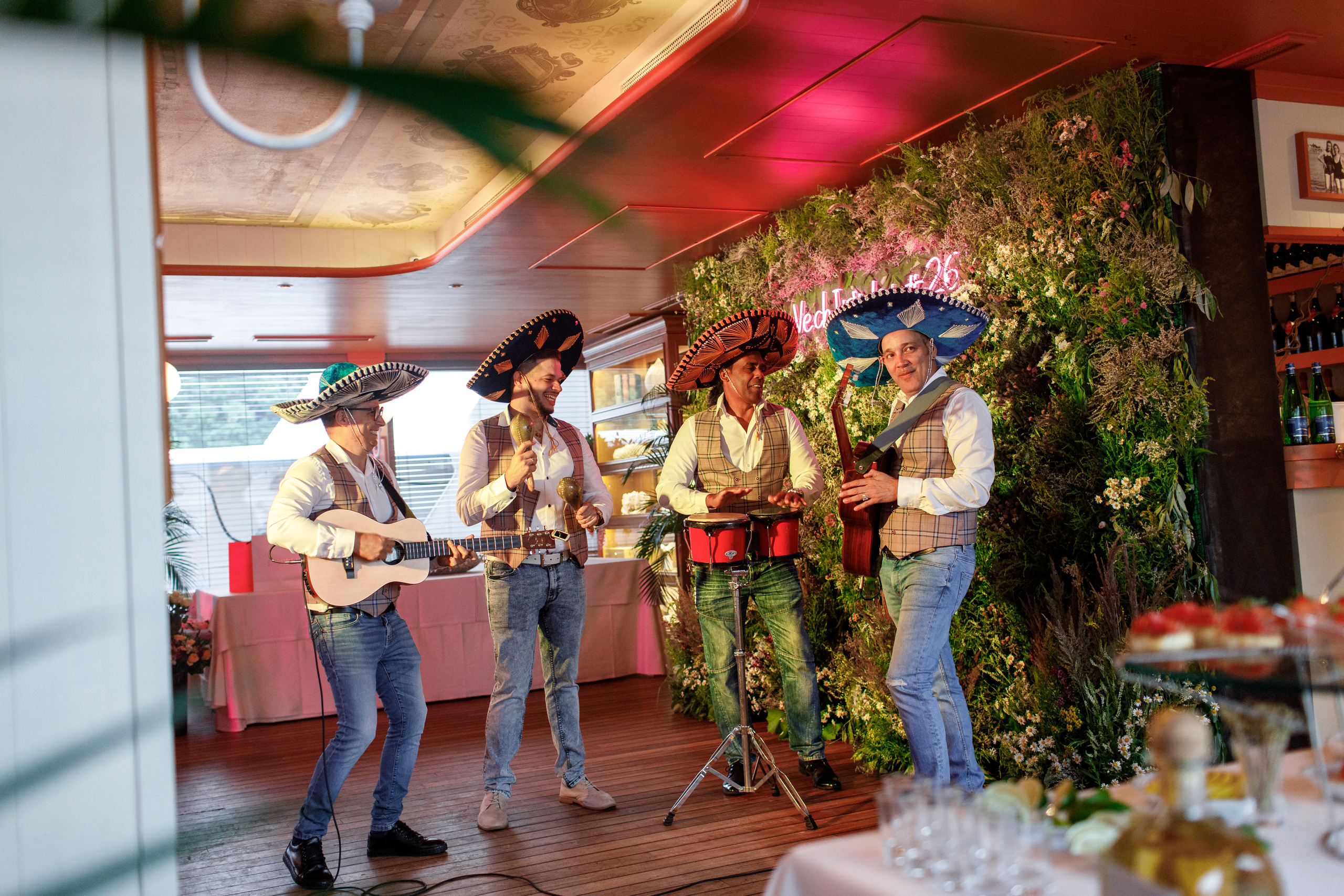 VechIrinka #26. Свадебный и семейный фотограф