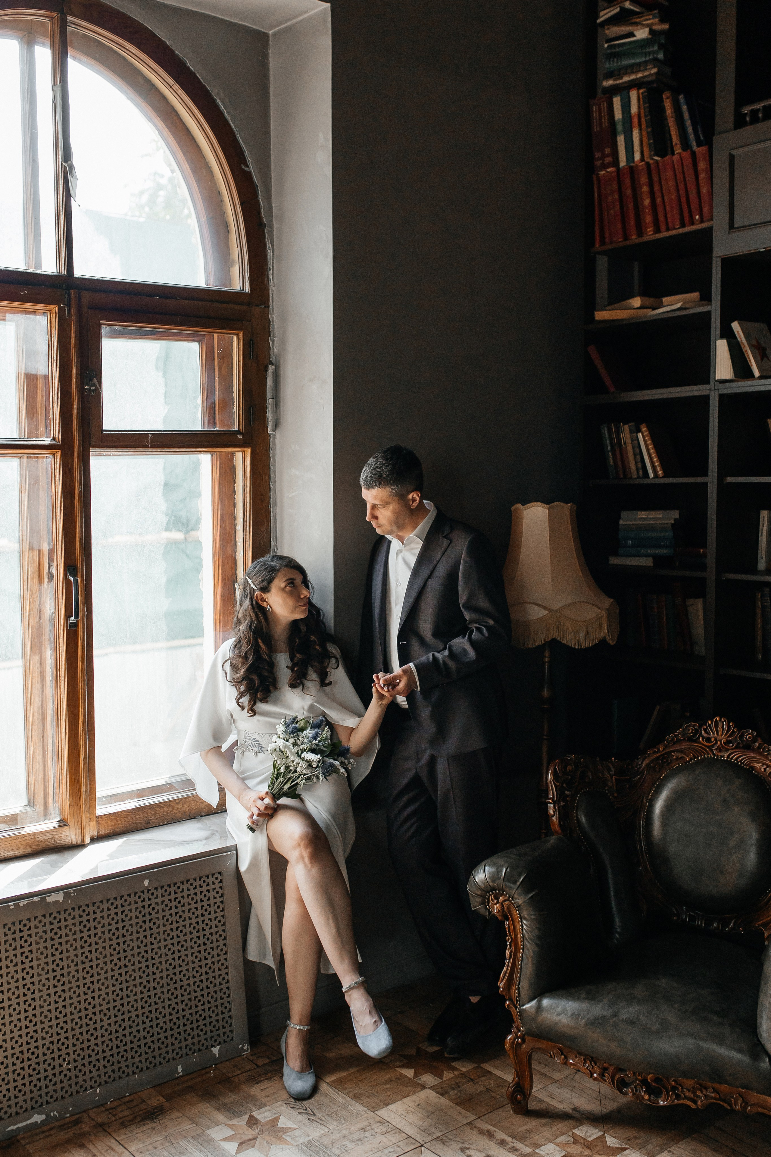 Свадебная фотосессия в Усадьбе в Москве. Свадебный фотограф в Москве Дарья Олендарёва