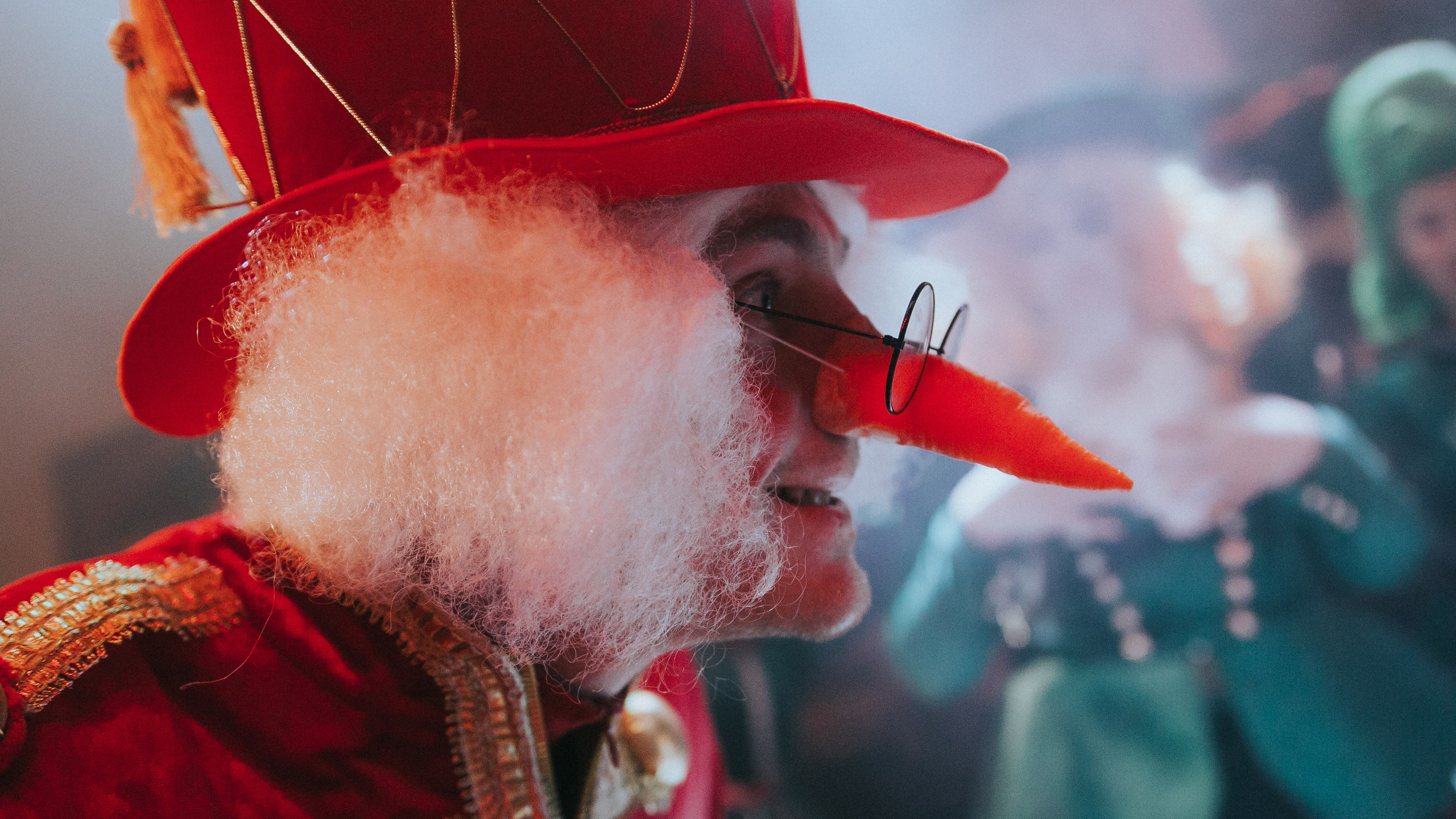 MF PROD. — CHRISTMAS TREE. MOVIE FAMILY PRODUCTION