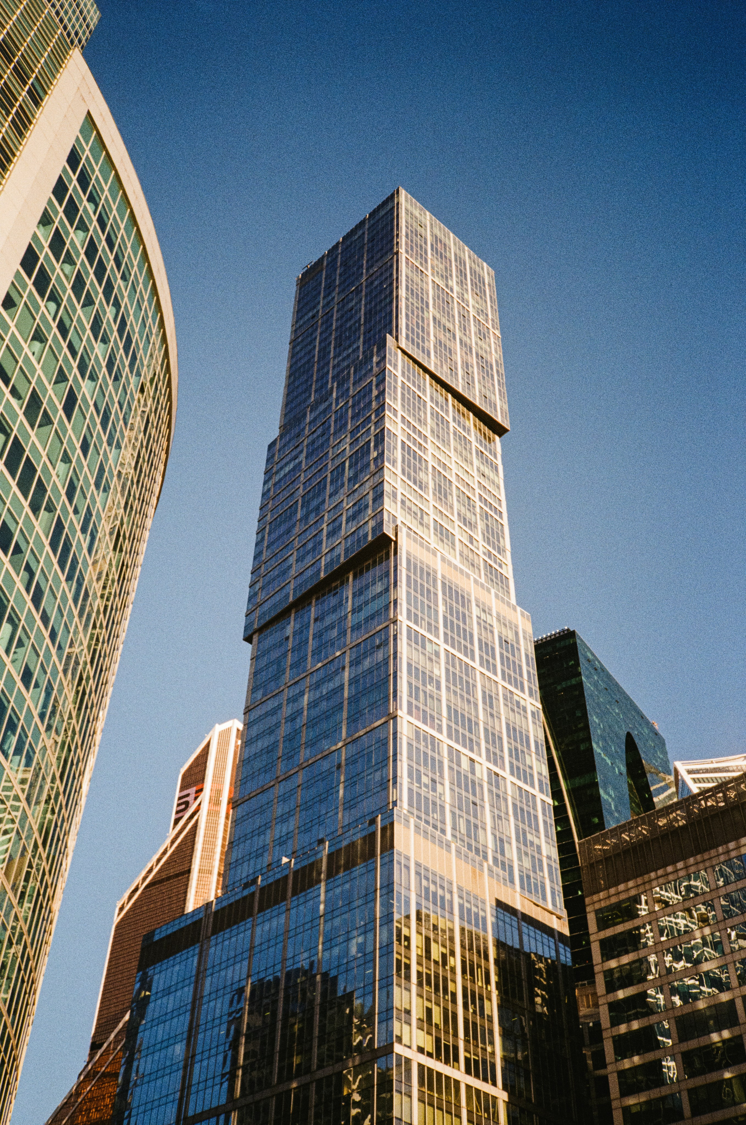 Москва Сити — 19 января 2025 года / Konica Big Mini (black) / Fujifilm C200