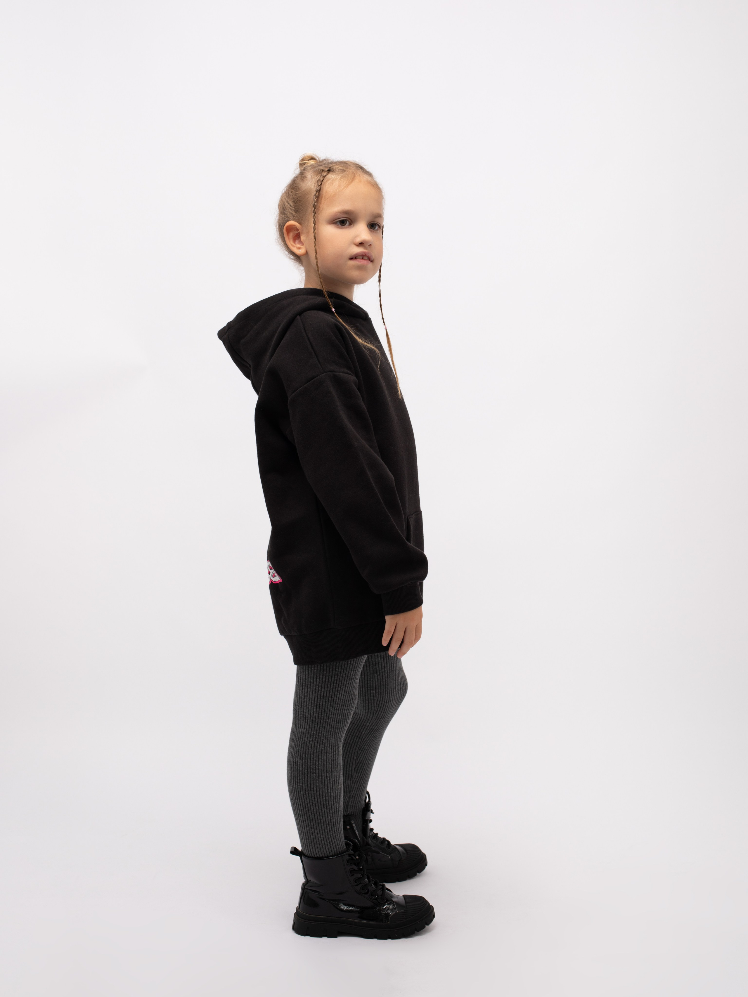 Детские лосины. Фотостудия предметной и модельной съёмки для маркетплейсов