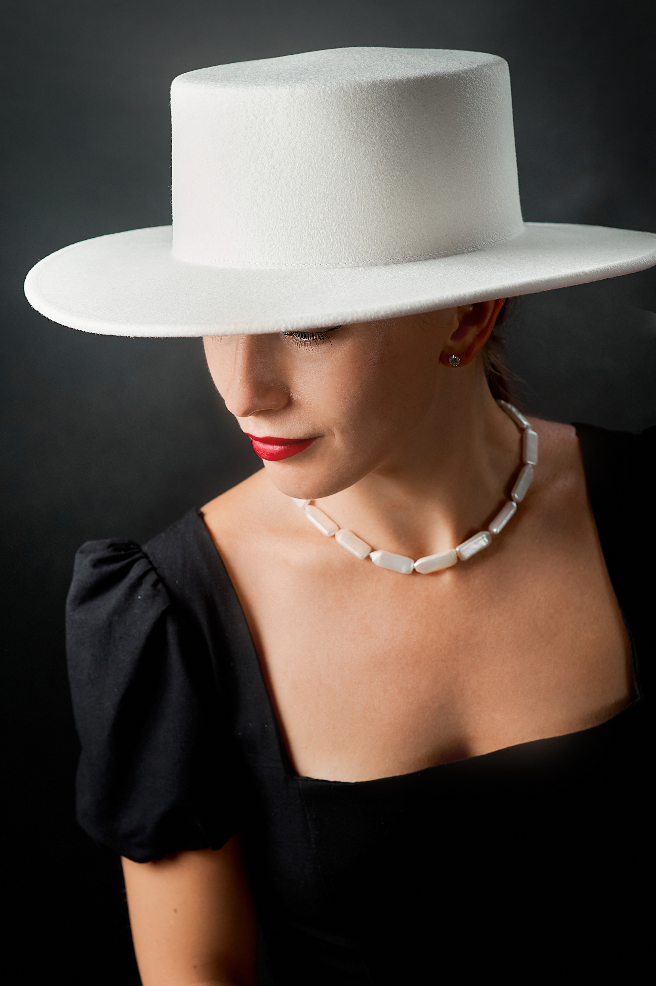 Студийные портреты. Свадебный, семейный, фотограф в Коломне, Москве Дмитрий Бурцев