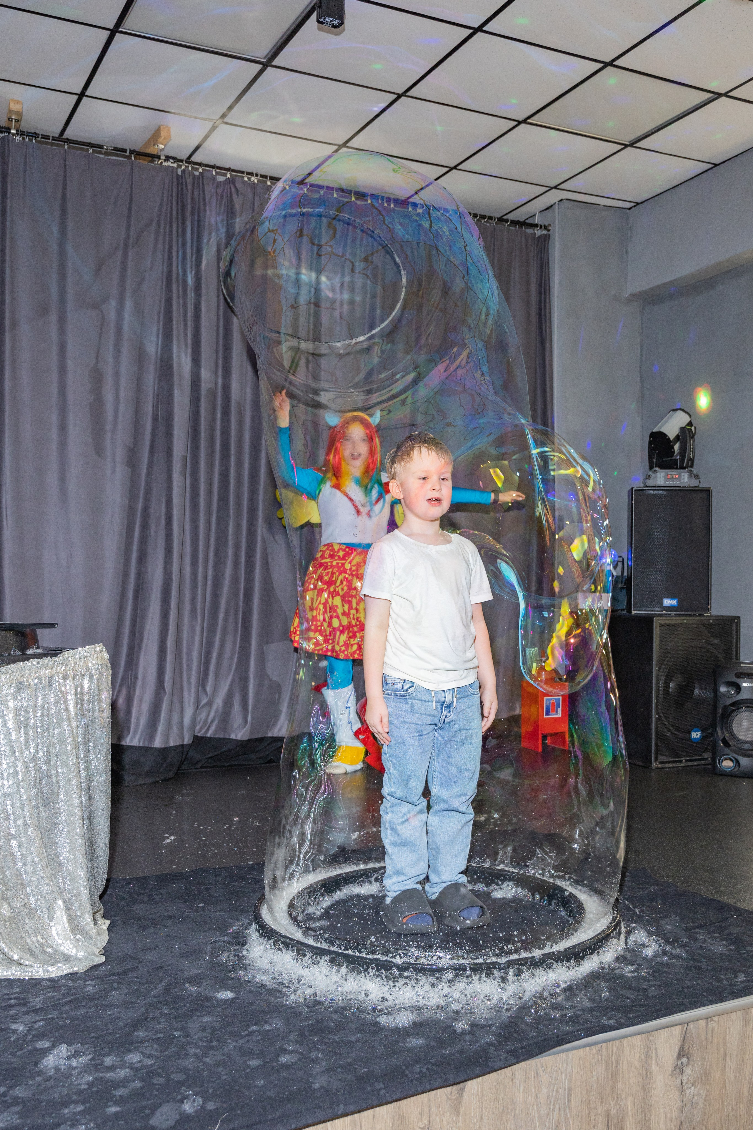 День Рождение Есении в Rabbit Holl. Выпускные альбомы во Владивостоке