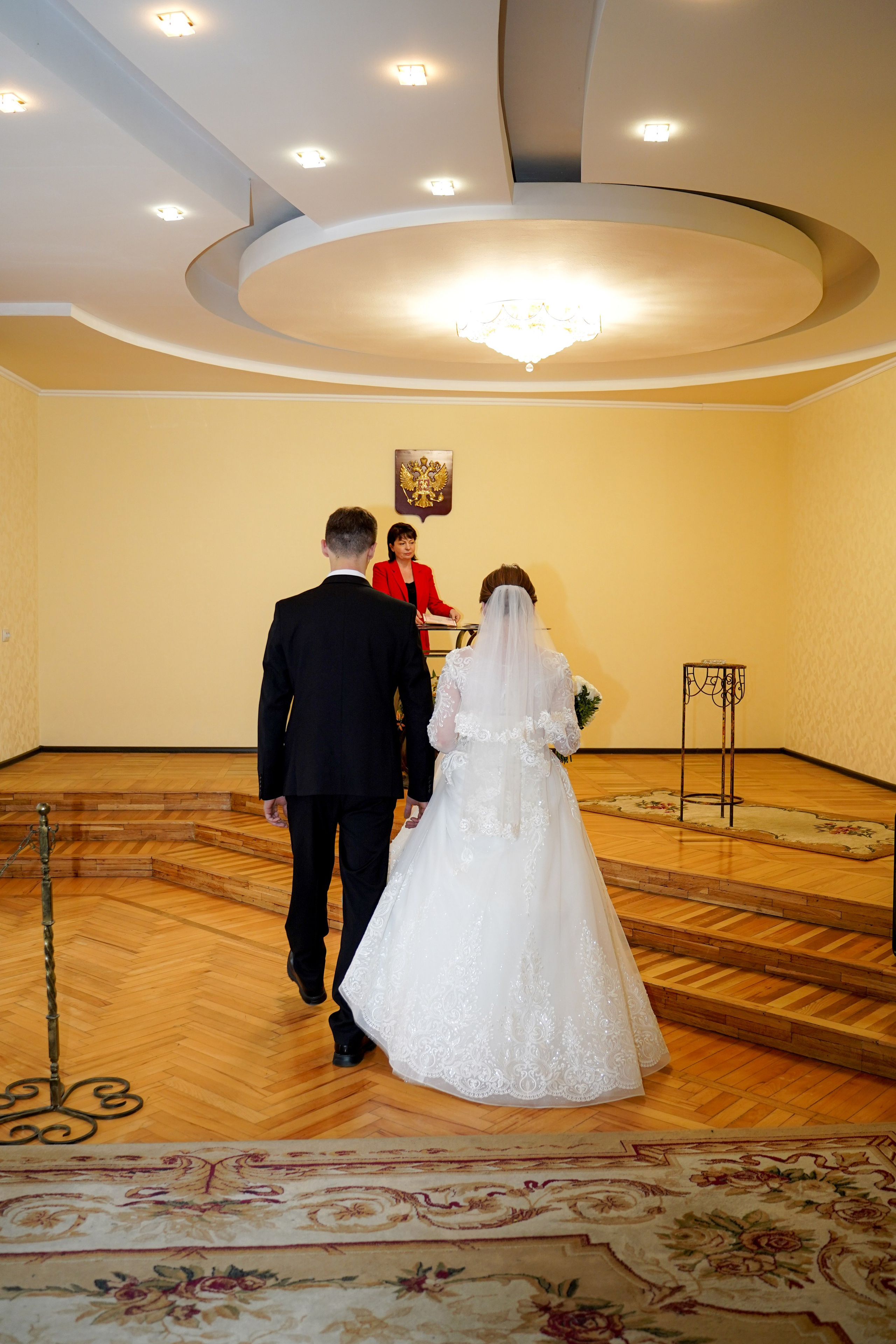 Свадебная фотосессия в ЗАГСе на Западном. Свадебный фотограф в Ростове-на-Дону. Таинство Крещения и Венчания, семейные фотосессии. Алёна Чёботова