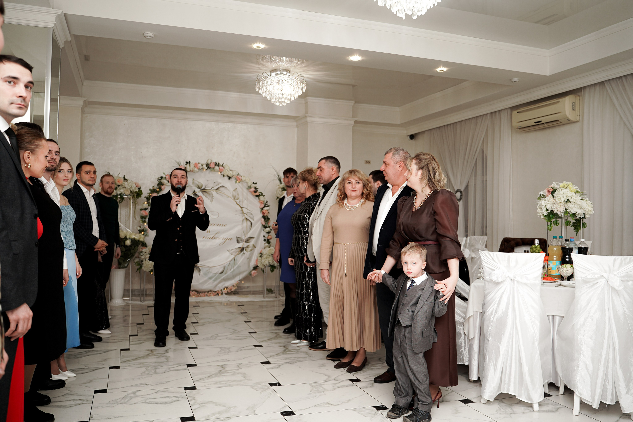 Свадебный банкет в ресторане «Верона». Свадебный фотограф в Ростове-на-Дону. Таинство Крещения и Венчания, семейные фотосессии. Алёна Чёботова