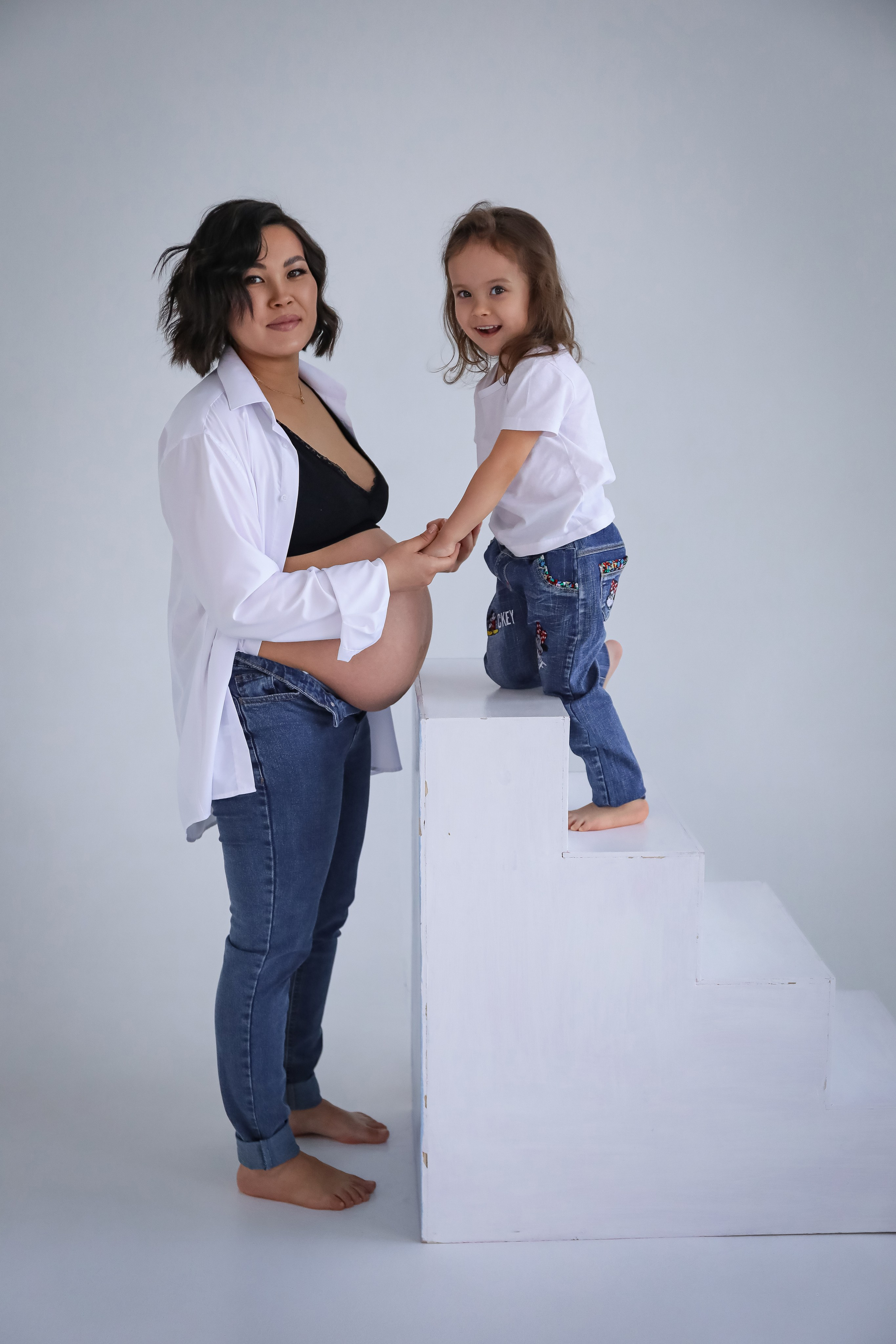 Мама Александра и дочь Лера. Фотограф г. Хабаровск. Семейные и индивидуальные съёмки