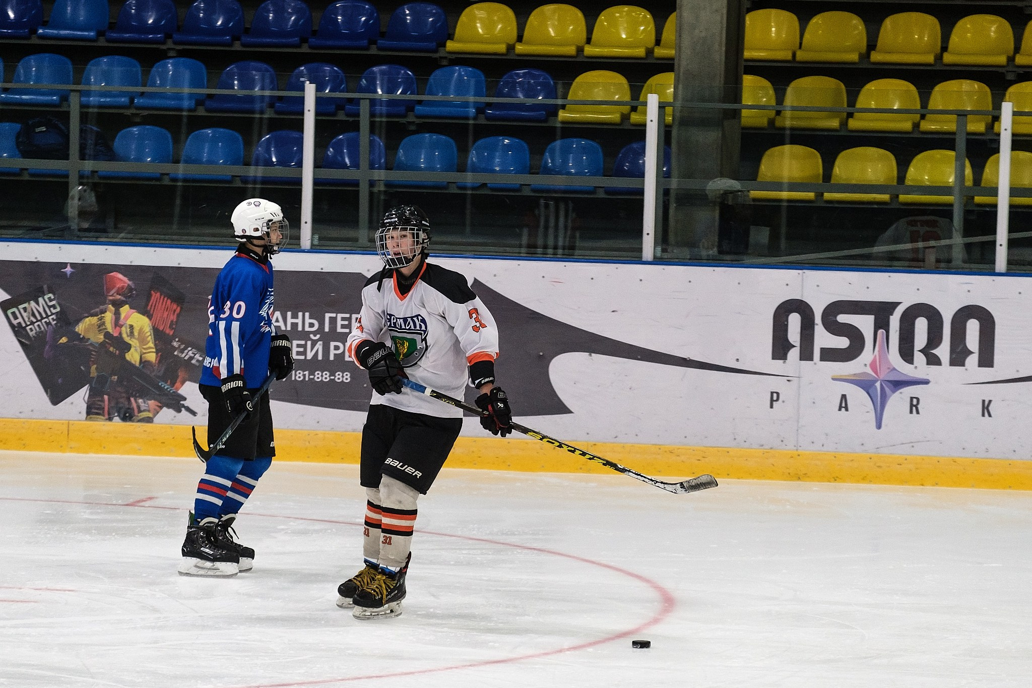 Хоккейный матч Вымпел-2011 (Междуреченск) vs Ермак (Ангарск) — фотограф в Междуреченске Никита Максимов