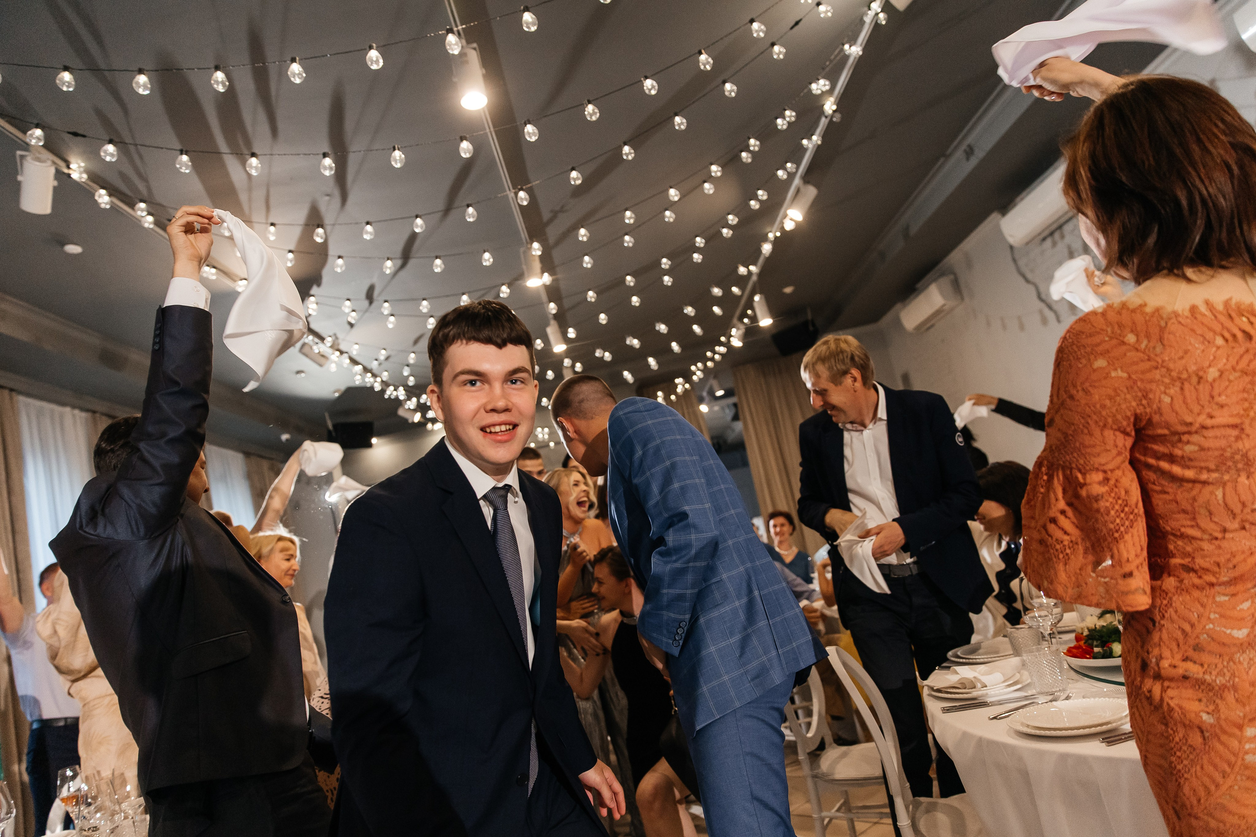 2023-06-23 Выпускной МБОУ СОШ № 10. Фотограф в Красноярске