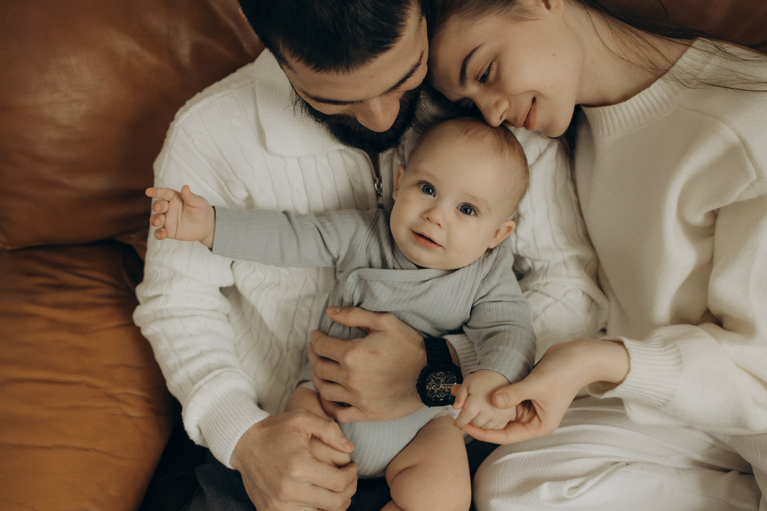 Семейная фотосессия в студии. Семейный фотограф Москва Юлиана Фетисова