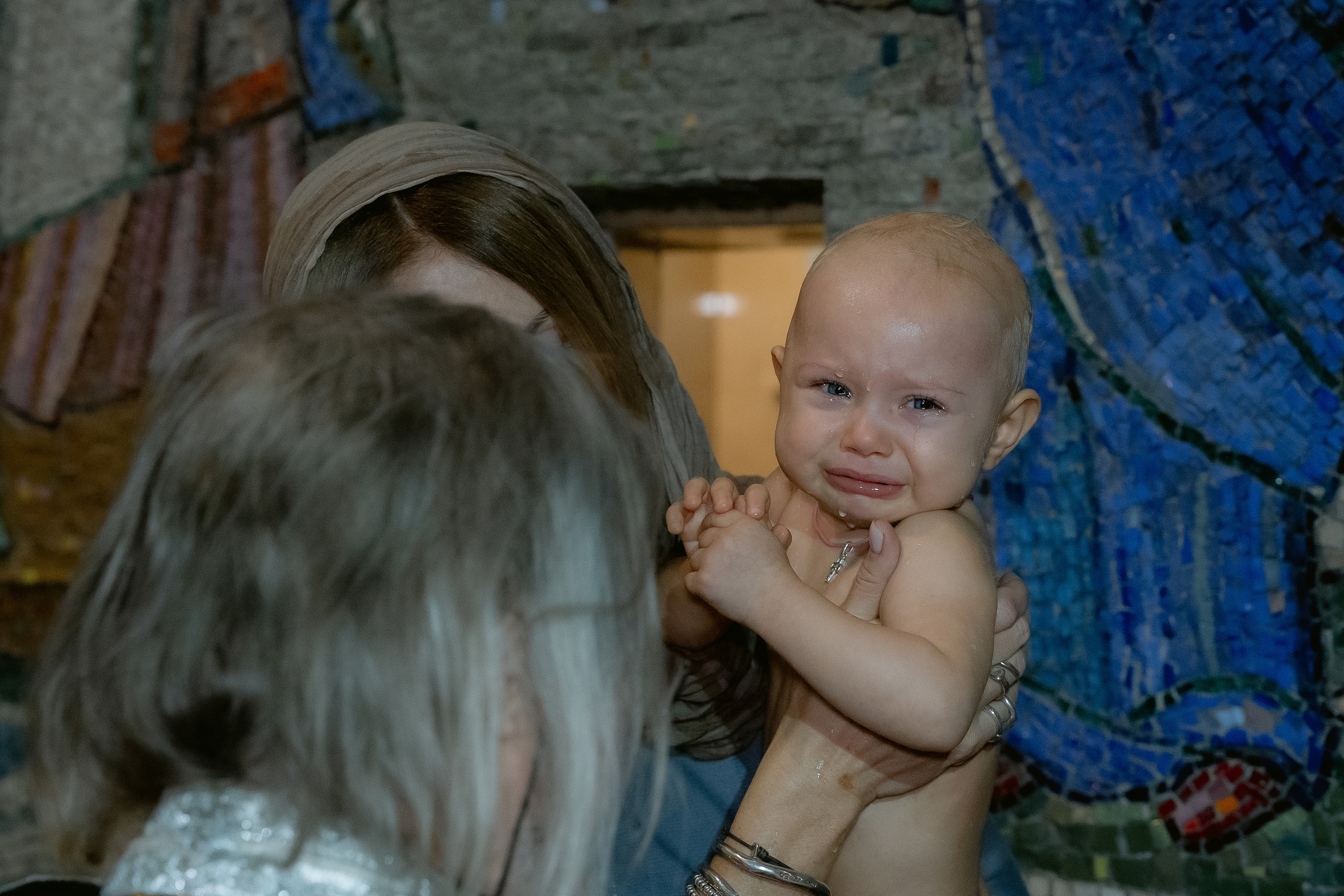 Таинство Крещения. Фотографы на роды в Москве. Фото и видео родов. Фотопроект «Продолжение рода»