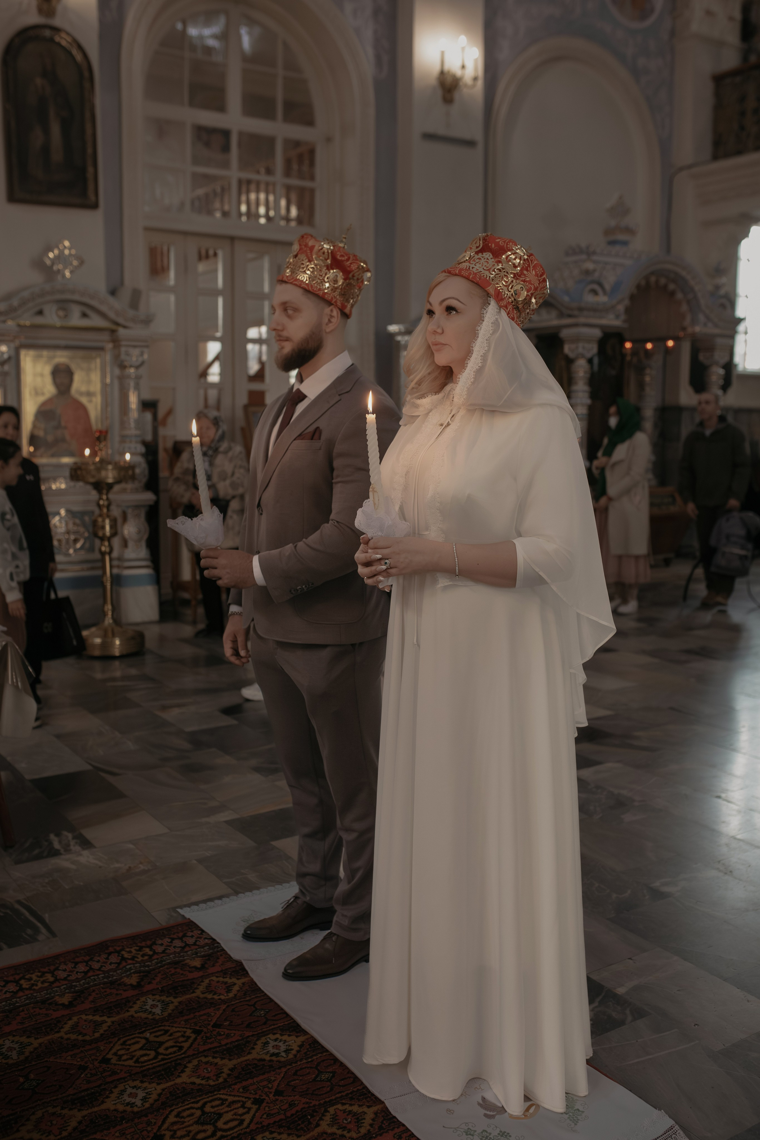 Осеннее венчание в Успенском соборе Ташкента. Фотограф на Крещение и Венчание в Ташкенте