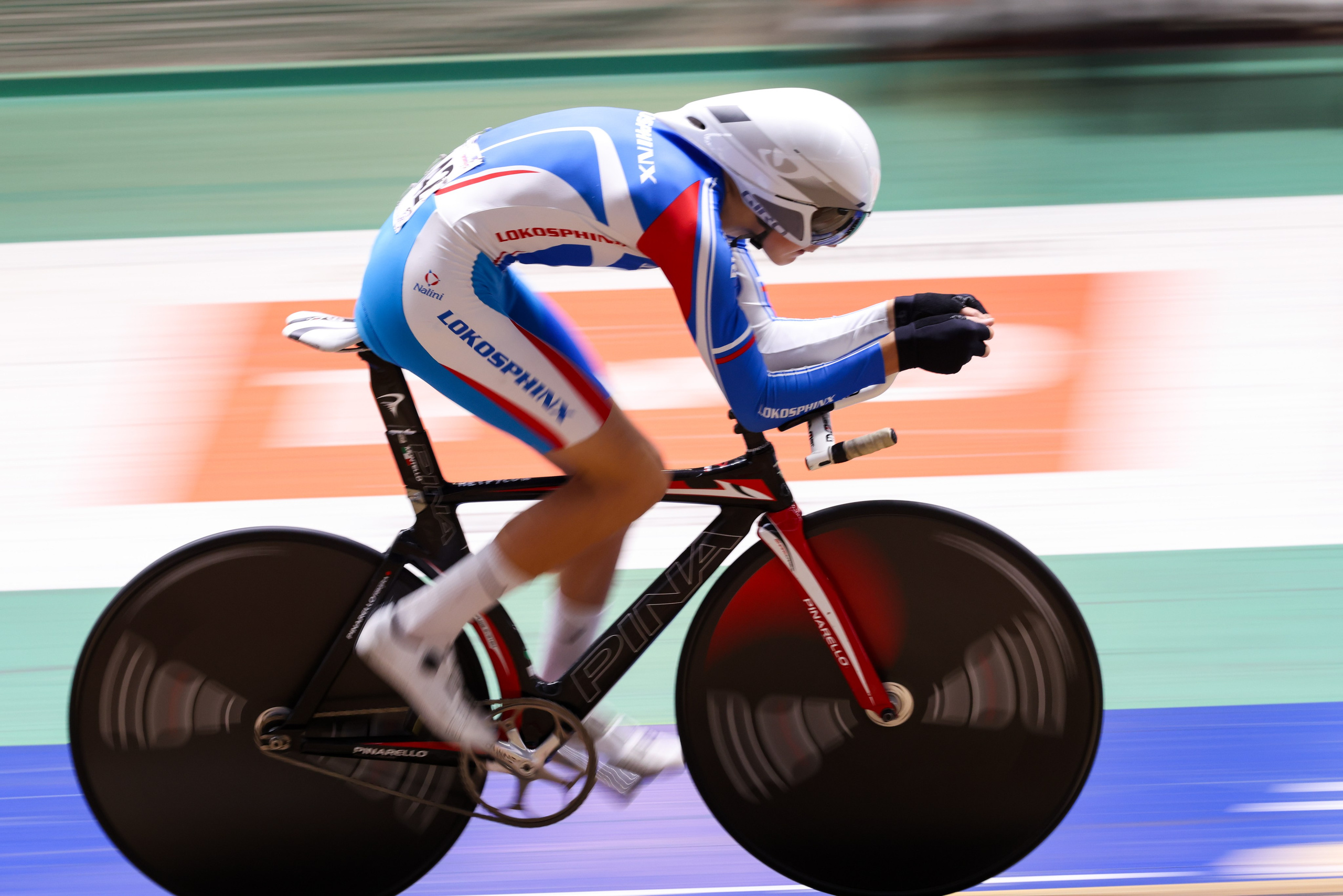 Первенство России по велосипедному спорту «трек» 16.10.2025. Спортивный и репортажный фотограф Антон Тереханов