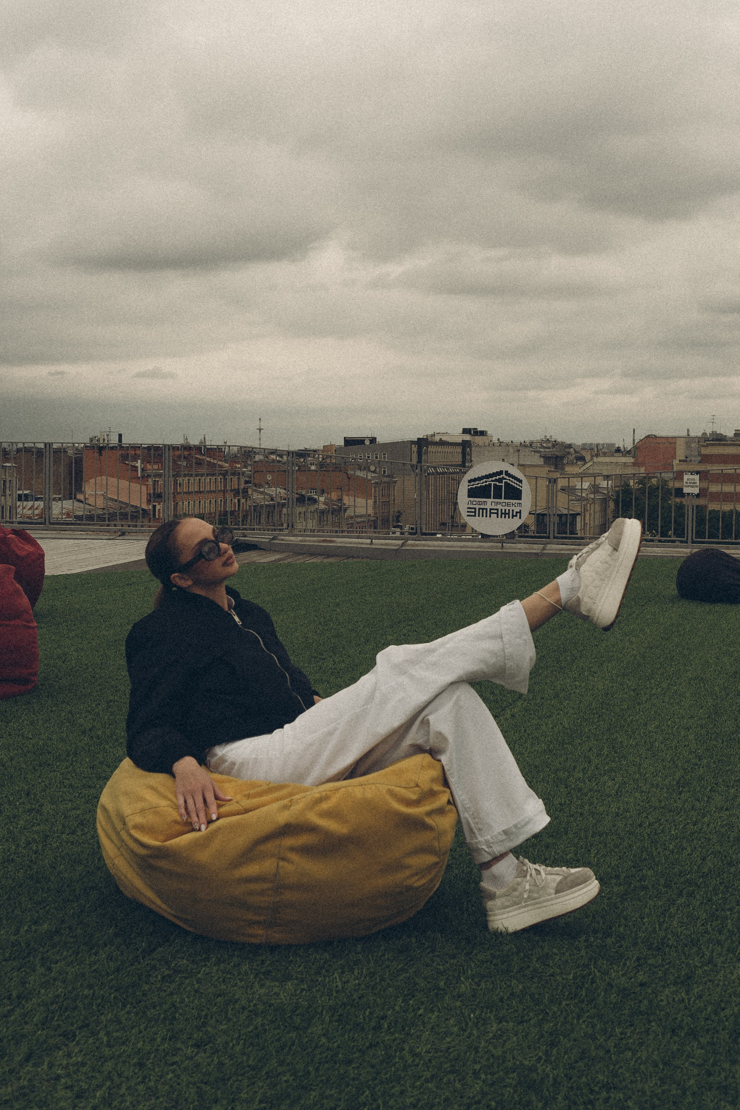 МЫ ГУЛЯЛИ ПРО КРЫШАМ ПИТЕРА. Профессиональный фотограф, Санкт-Петербург — Виктория Богомолова