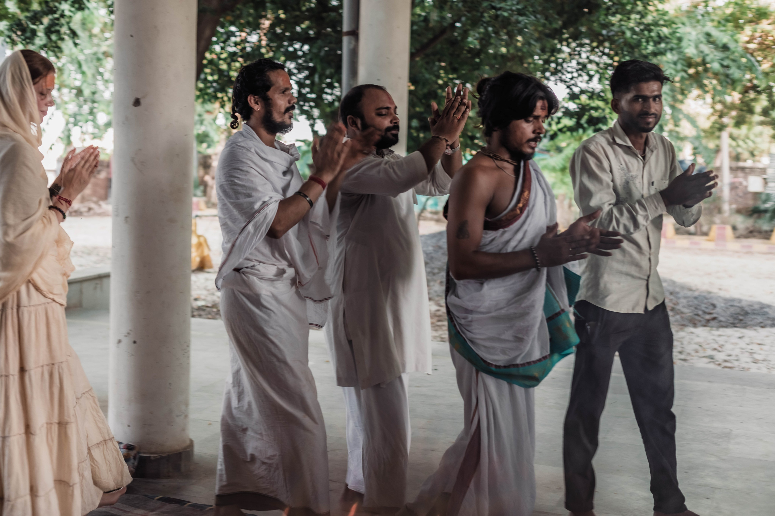 Pitri Paksha yagyas & poojas Devraha Baba ji ashram. Mariam Bagdasaryan