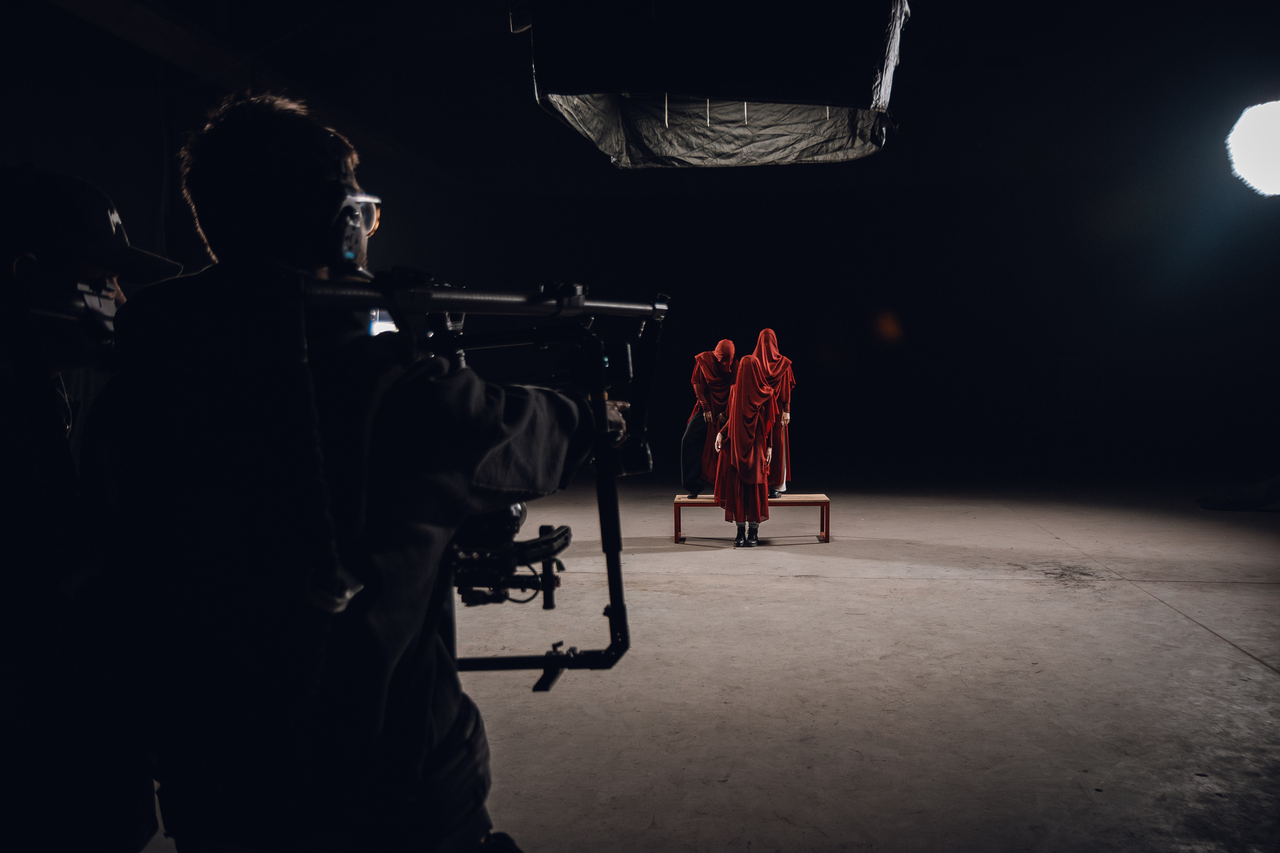 Бэкстеджи. Фотограф Егор Огородов