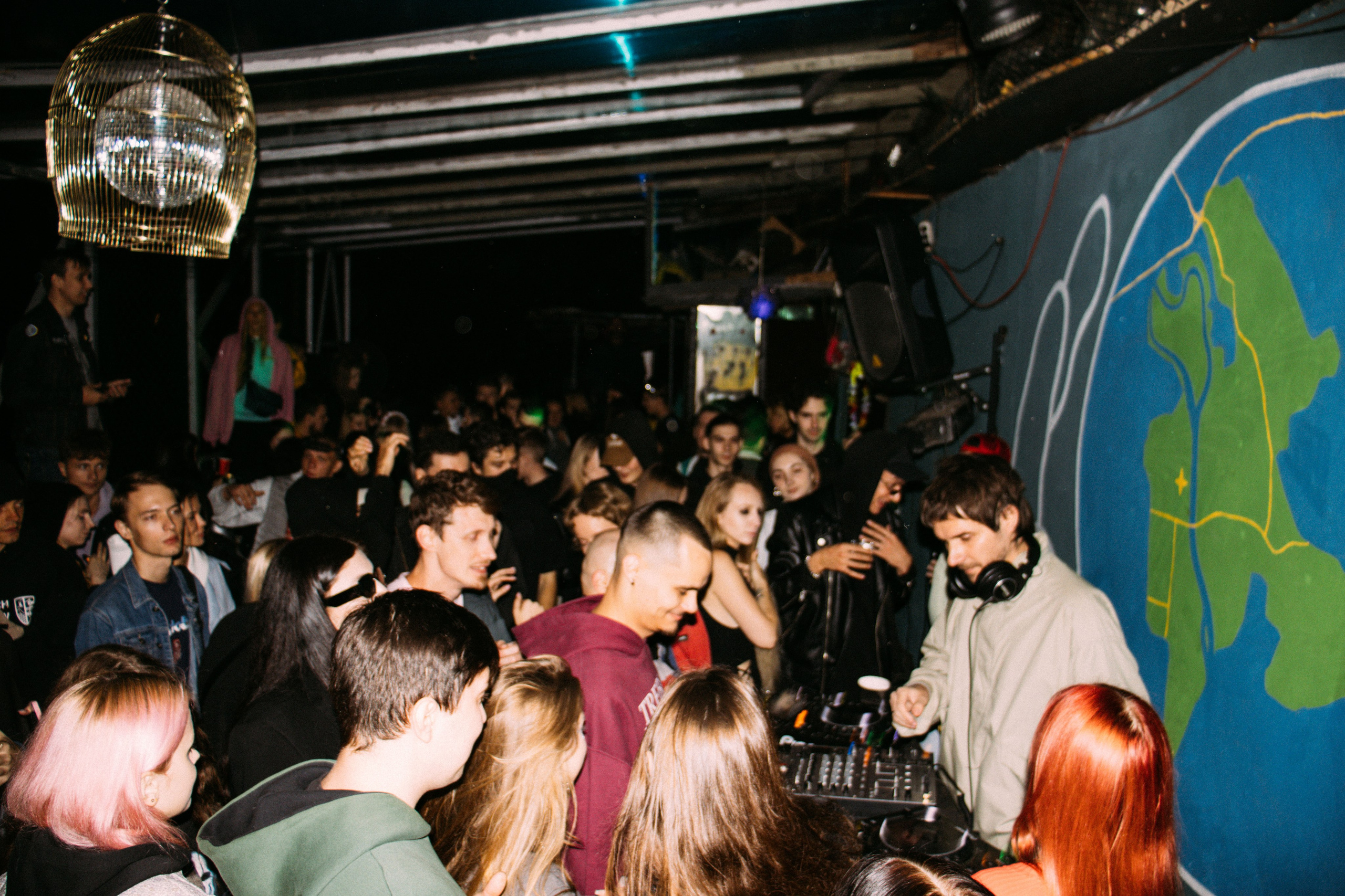 Тусовки. Фотограф Егор Огородов