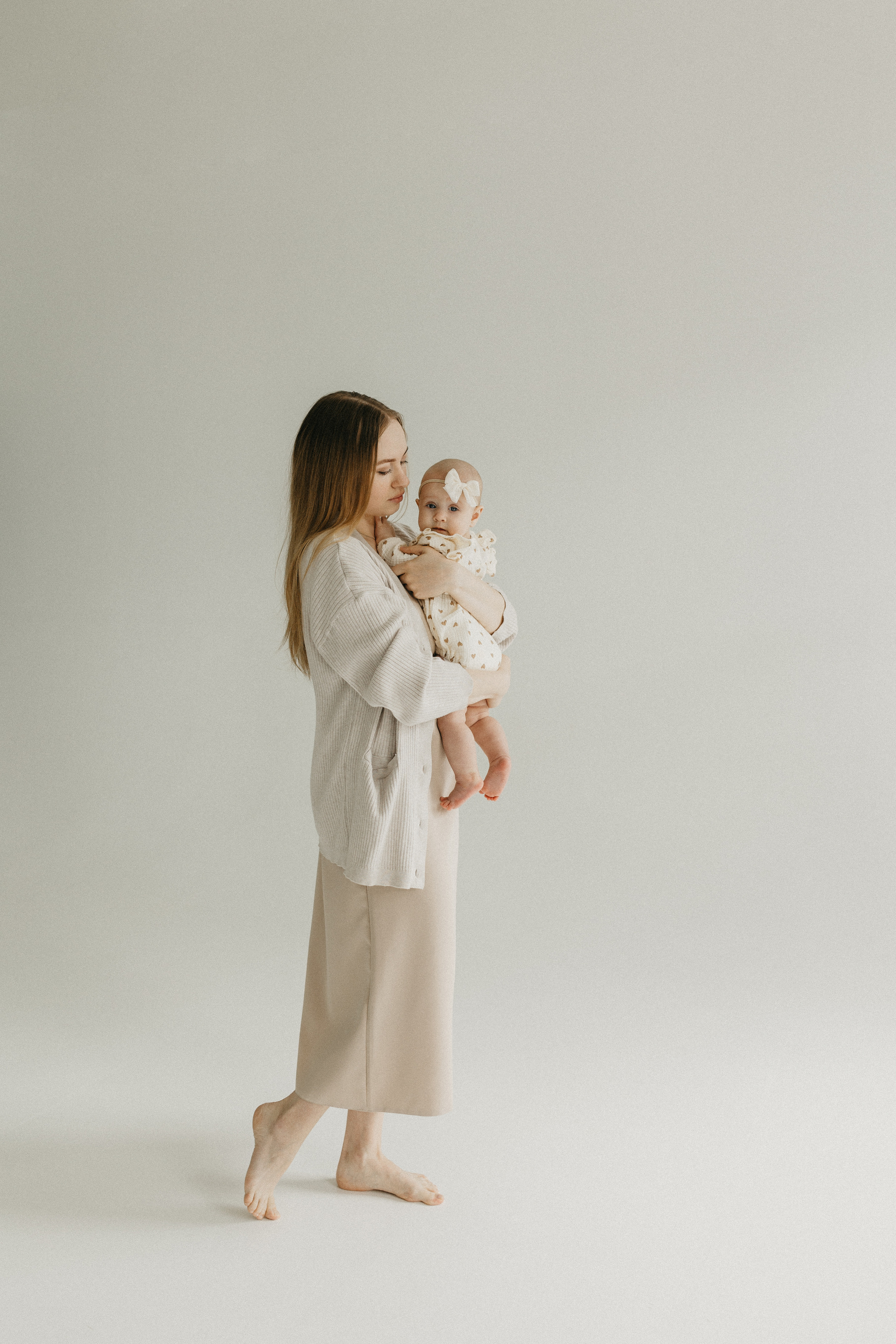 Семья Насти и Саши с маленькой булочкой Дашей. Семейный фотограф в г. Ростову-на-Дону Козлова Евгения