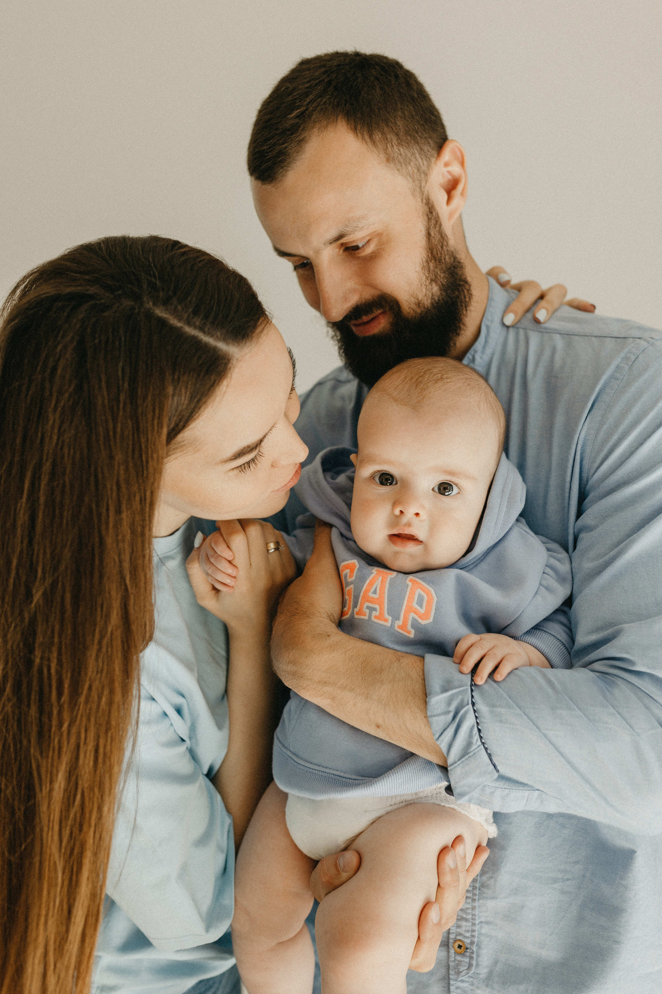 Игорь, Алина и Темушка. Семейный фотограф в г. Ростову-на-Дону Козлова Евгения