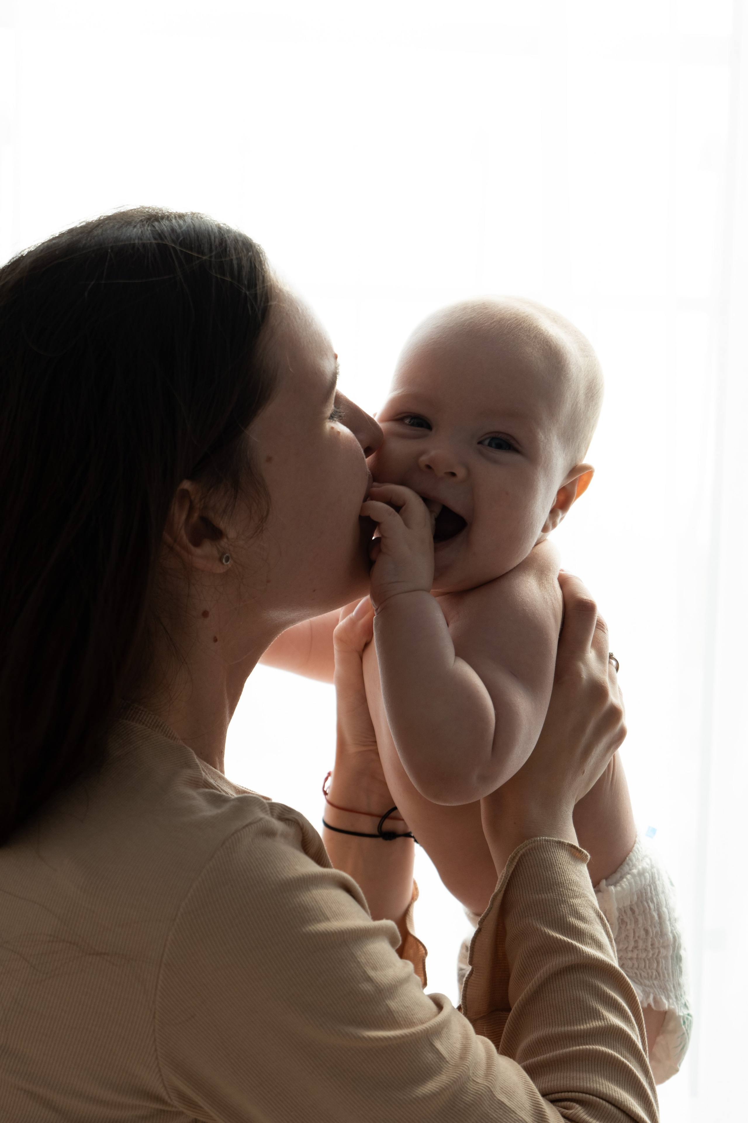 Мама и малыш 6 мес. Фотограф видеограф Ольга Василевская