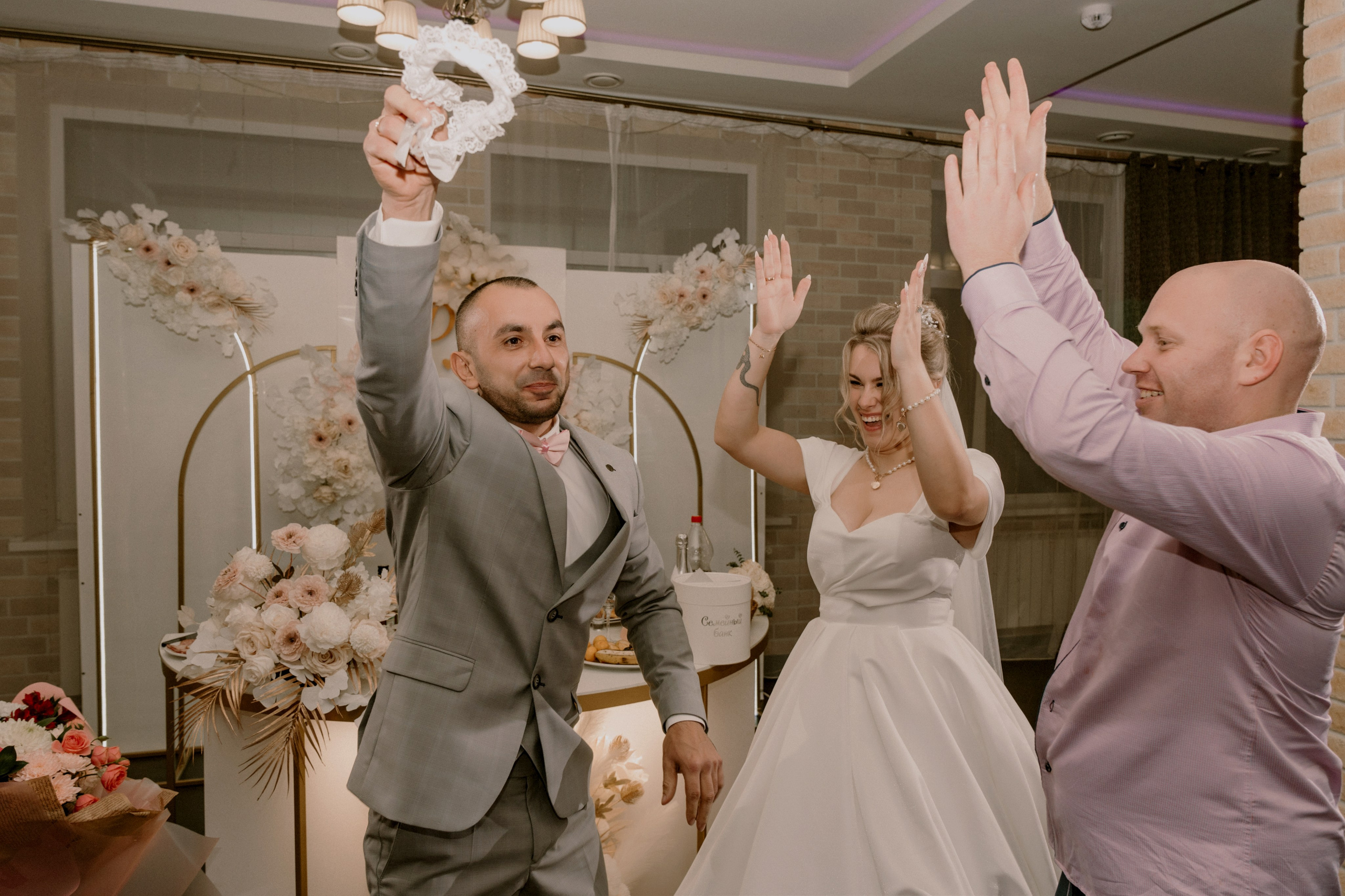 Денис и Ирина. Свадебный и индивидуальный фотограф в Суворове Клюева Мария