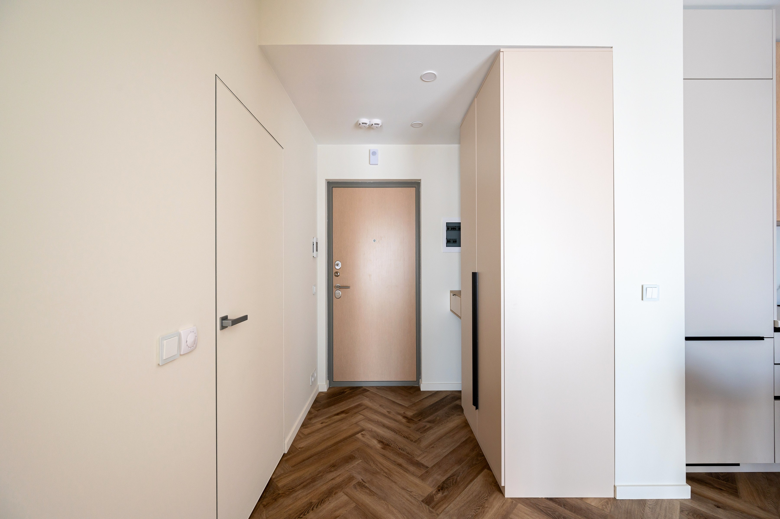 Квартира на продажу ул. Магнитогорская. Интерьерный фотограф. Фото- видеосъемка недвижимости Санкт-Петербург