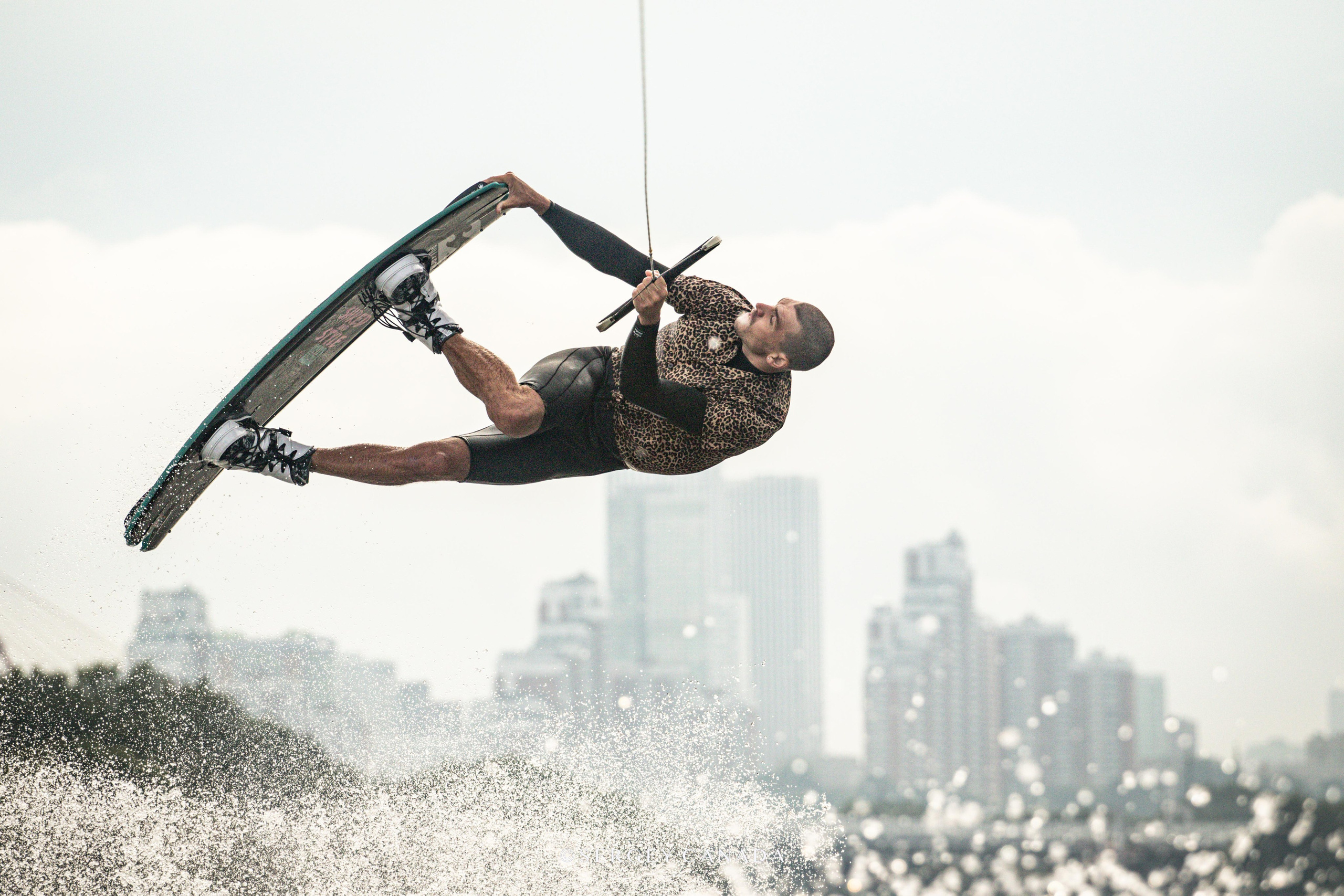 Скейтбординг (англ. skateboarding). Спортивный фотограф в Сочи Красной поляне Сергей Канада